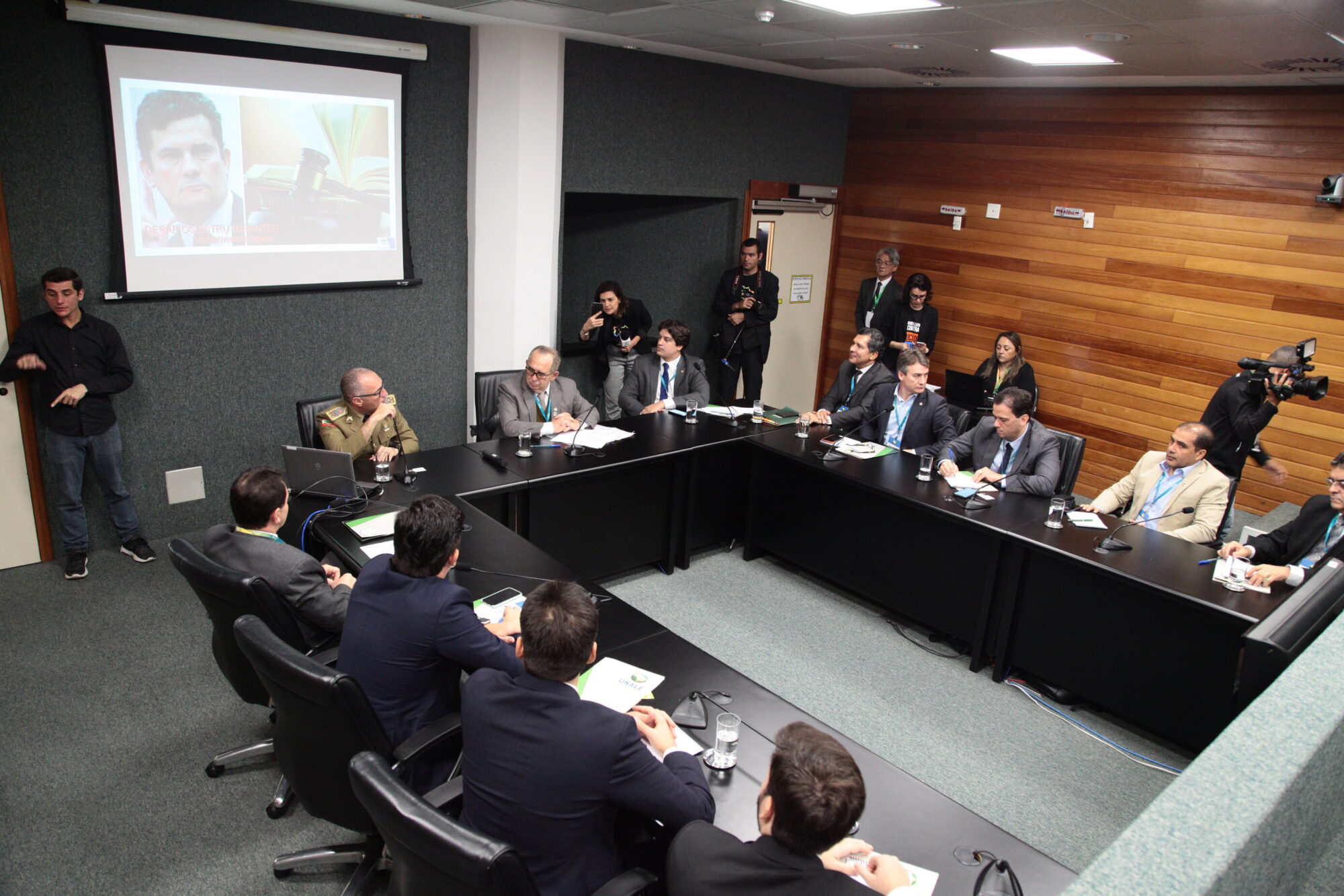 Grupo de Trabalho da Unale discute segurança pública