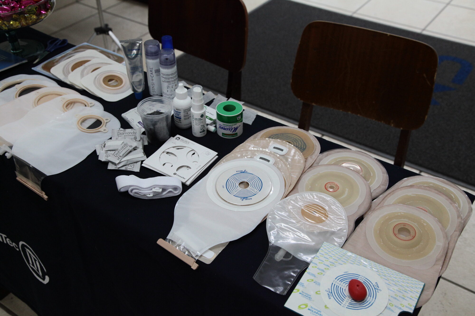 Equipamentos para tratamento de ostomias
