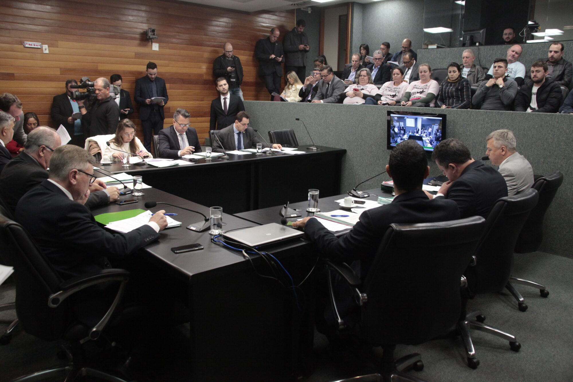Projeto de lei sugerido pelo Parlamento Jovem passa pela primeira comissão