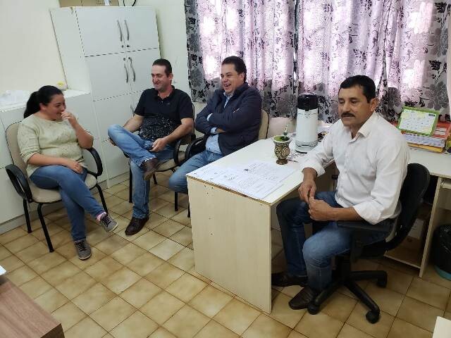 Deputado Rodrigo Minotto em Paraíso. Foto: assessoria parlamentar.
