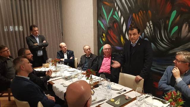 Frente Parlamentar e Sistema Acafe reunidos com governador