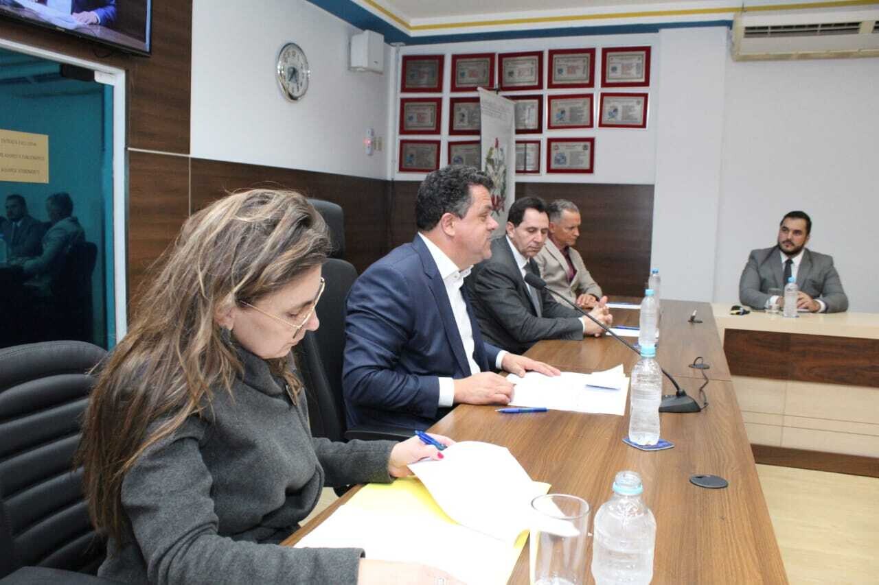 Deputada Paulinha e deputados Ivan Naatz e Coronel Mocellin