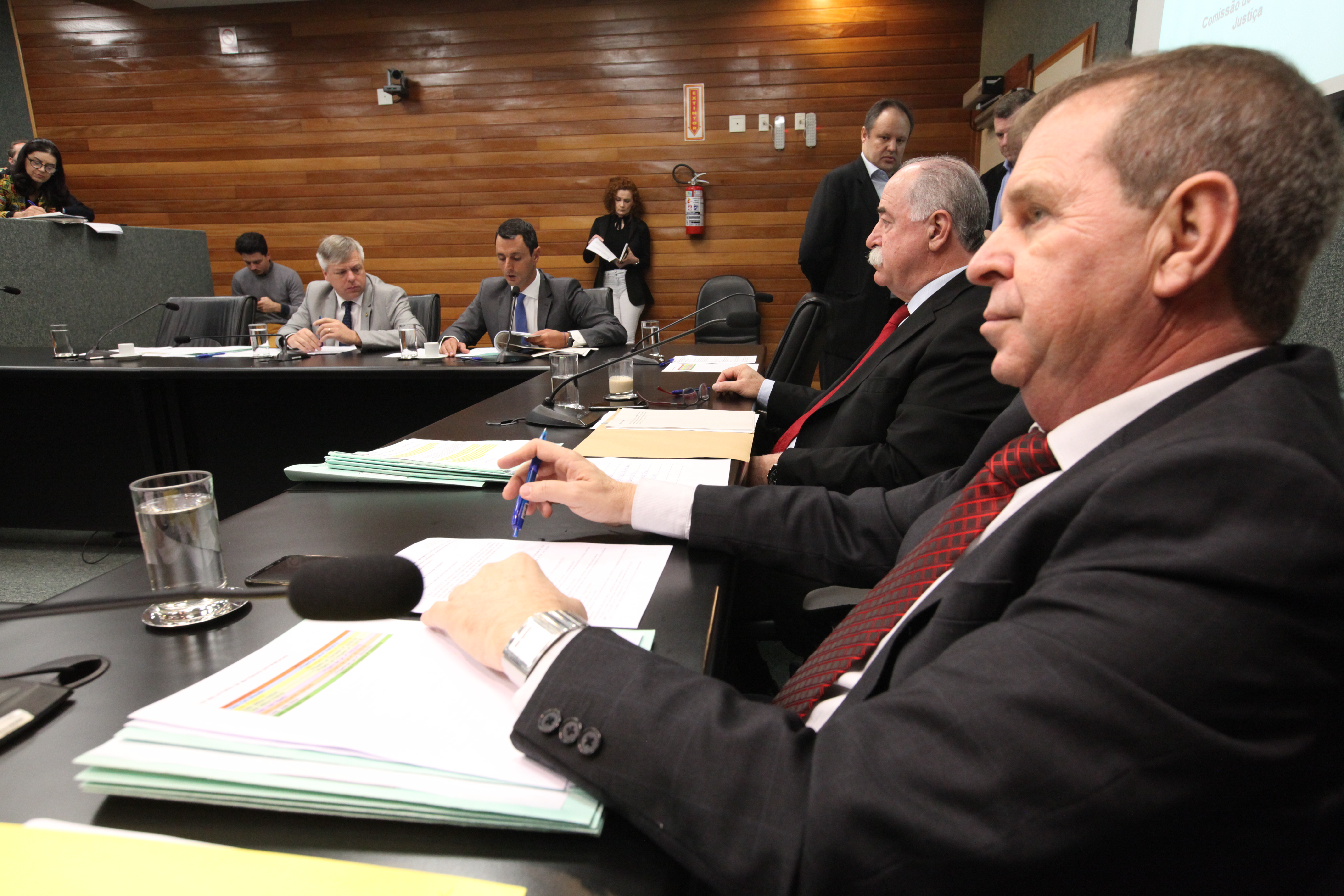 Comissão de Constituição e Justiça