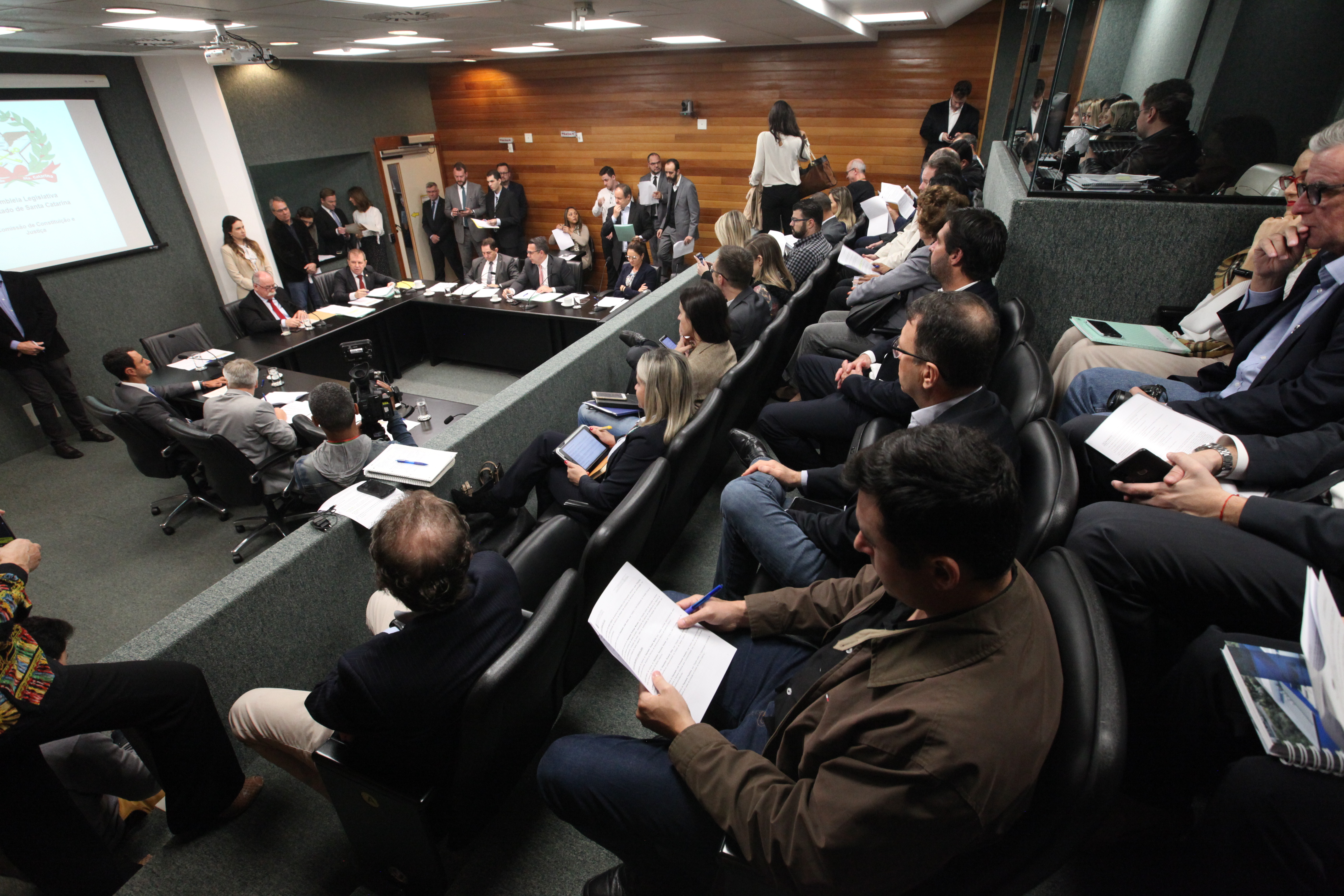 Comissão de Constituição e Justiça