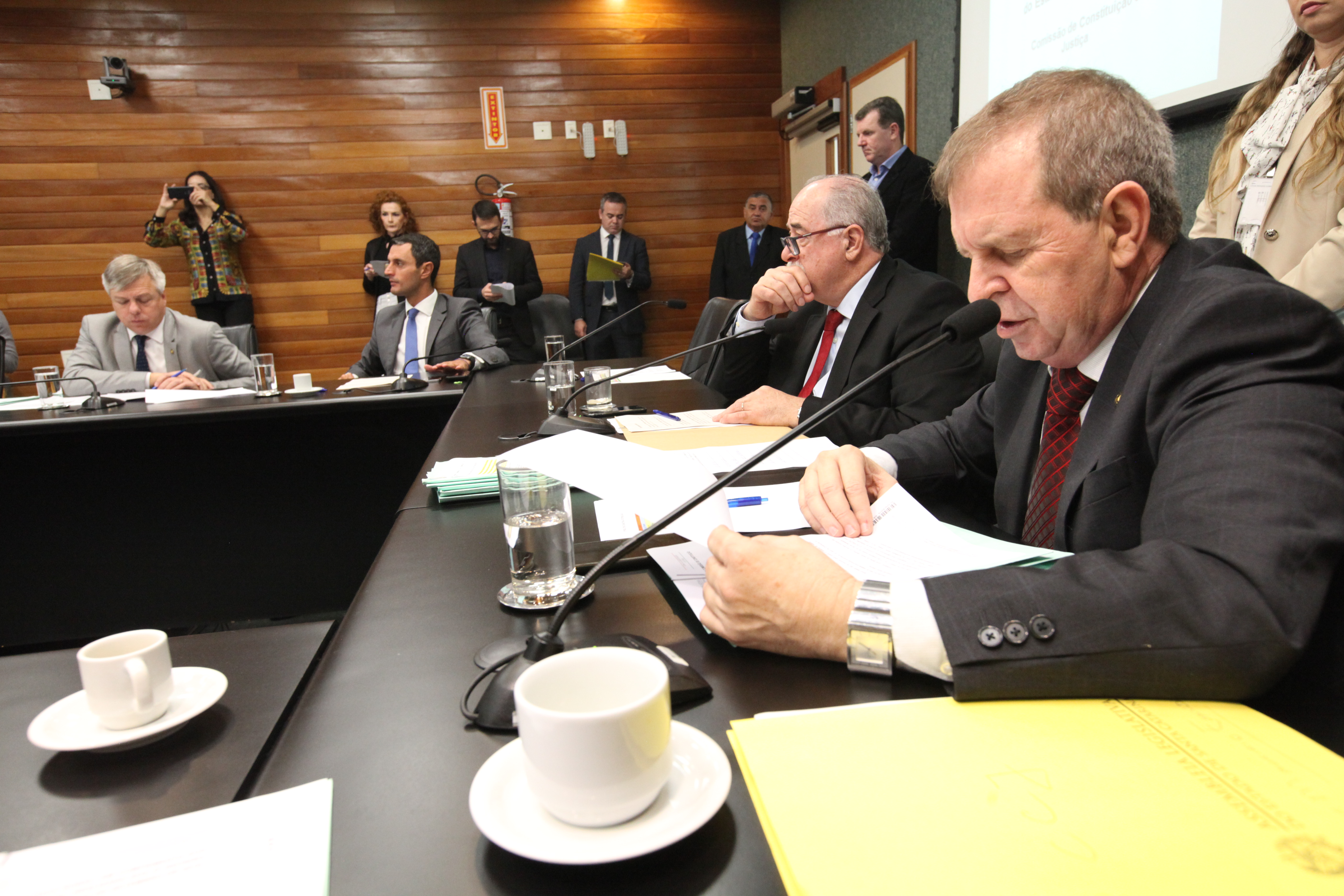 Comissão de Constituição e Justiça