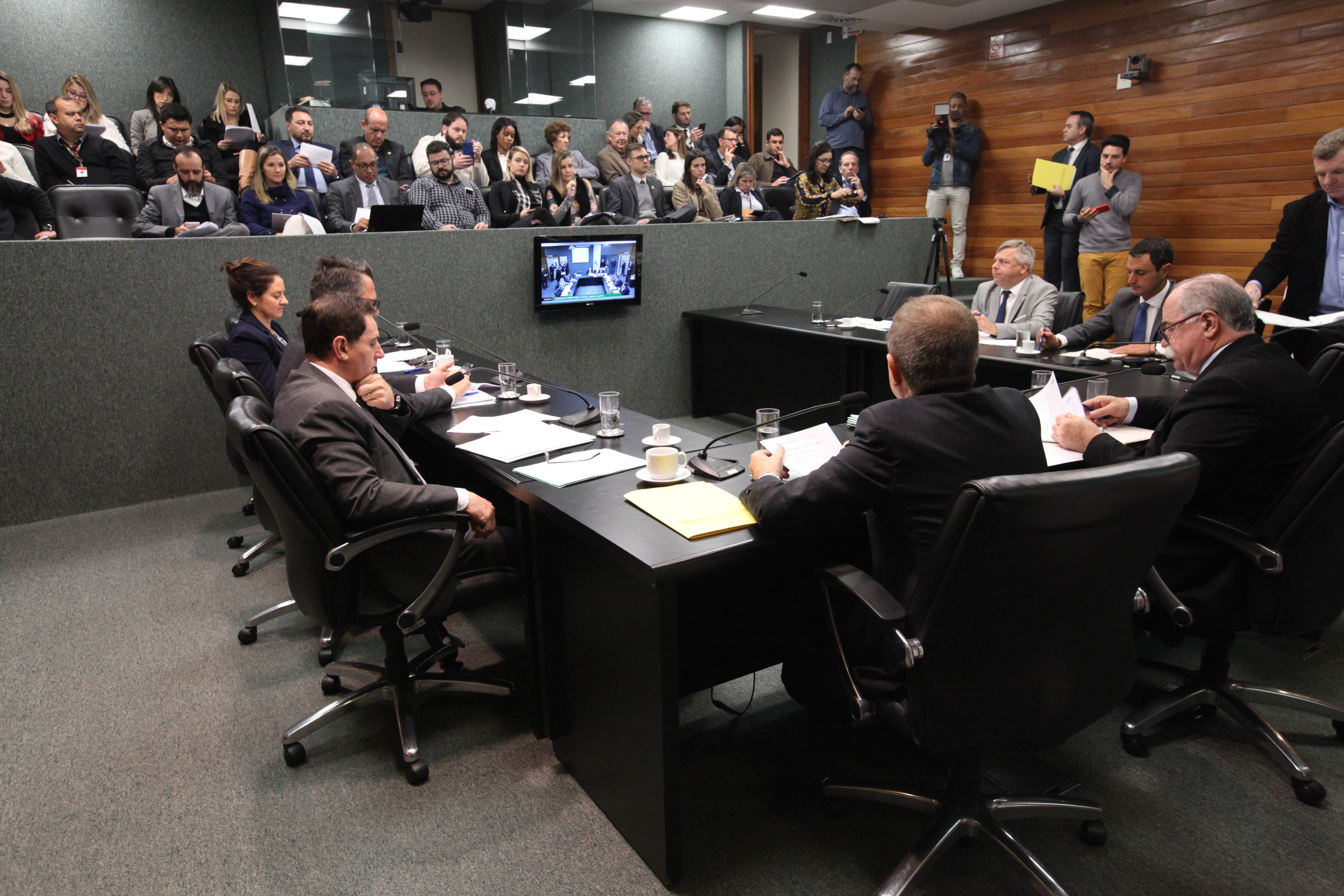Comissão de Constituição e Justiça