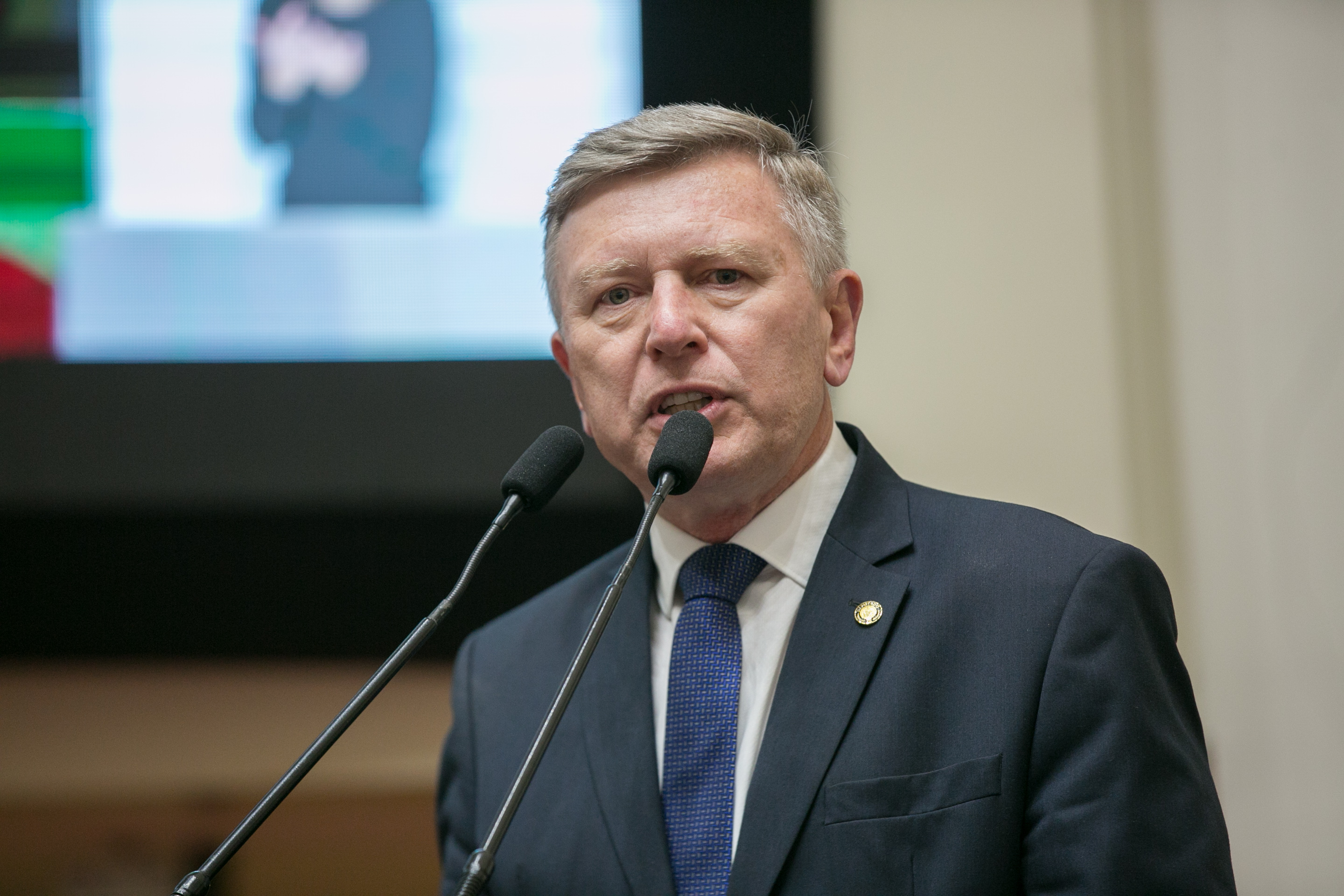 Deputado Milton Hobus (PSD)