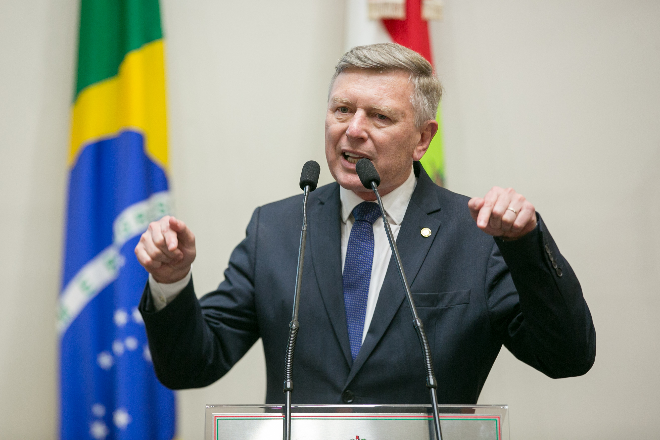 Deputado Milton Hobus (PSD)