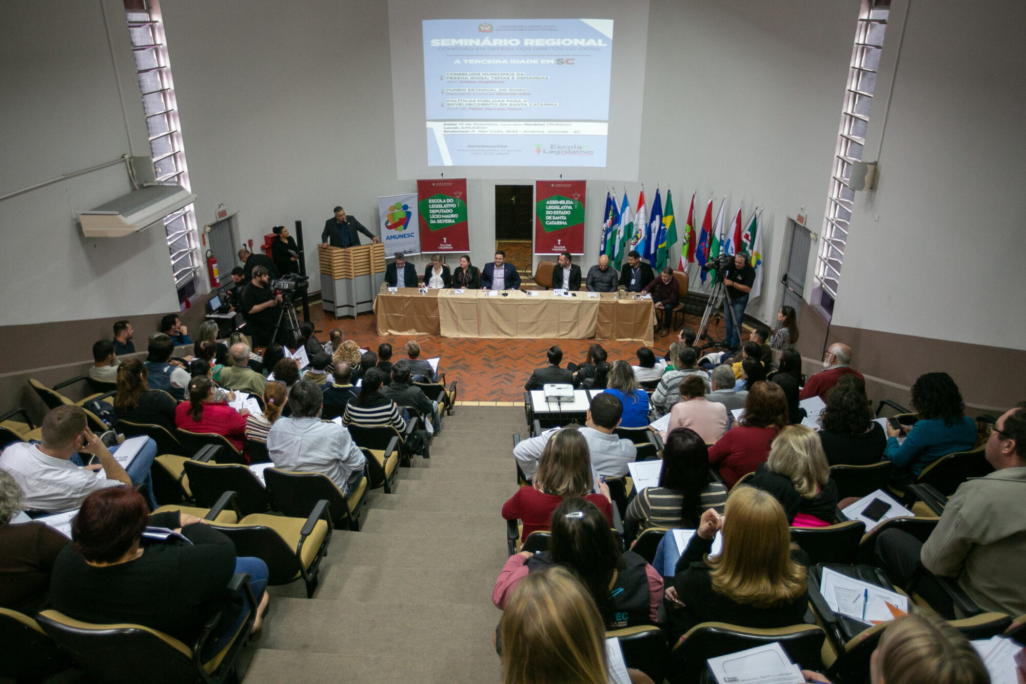 Seminário aborda conselhos do idoso e implantação de políticas públicas
