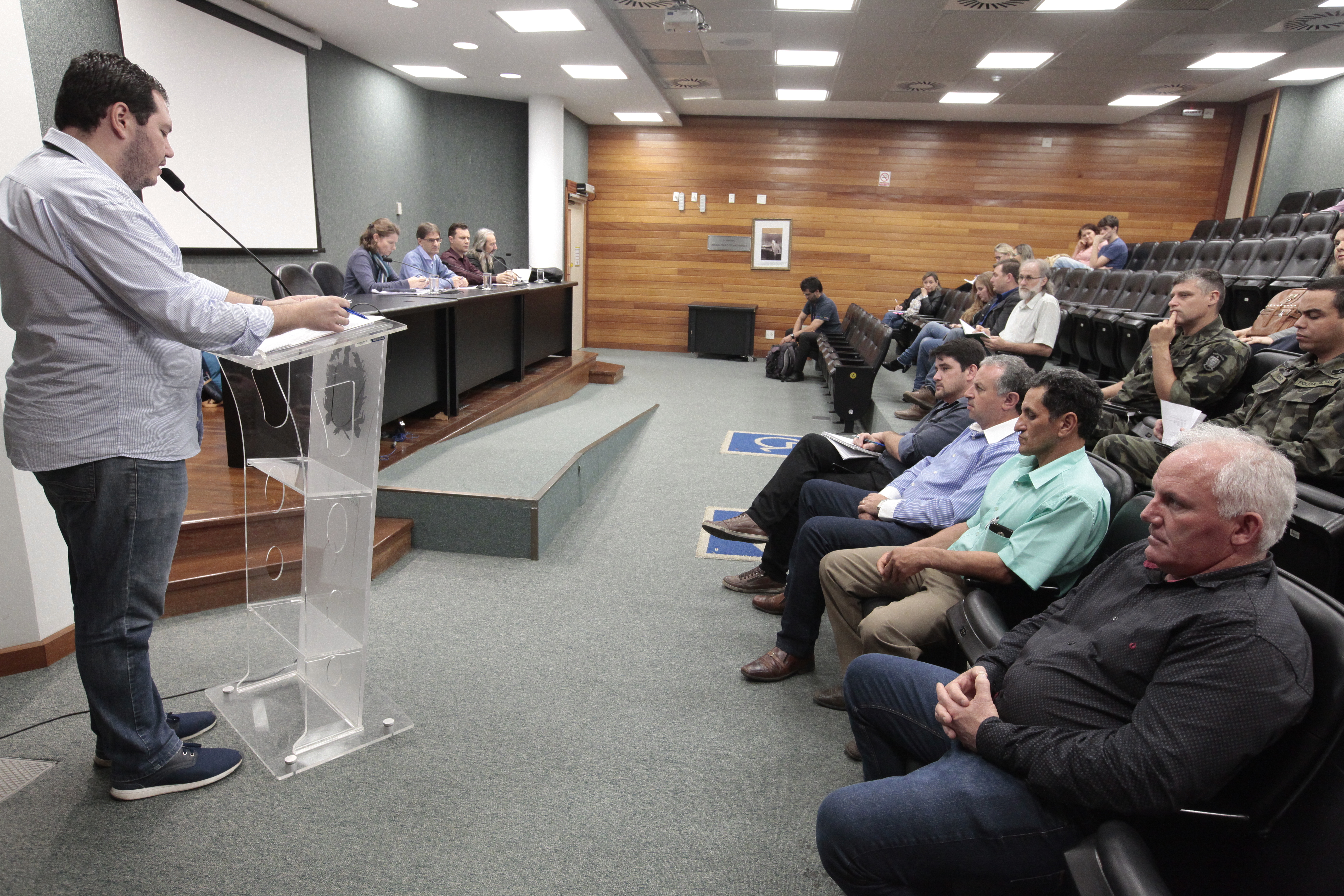 Reunião do Grupo de Trabalho Debate a Importância da Certificação para Uso da Flora Nativa