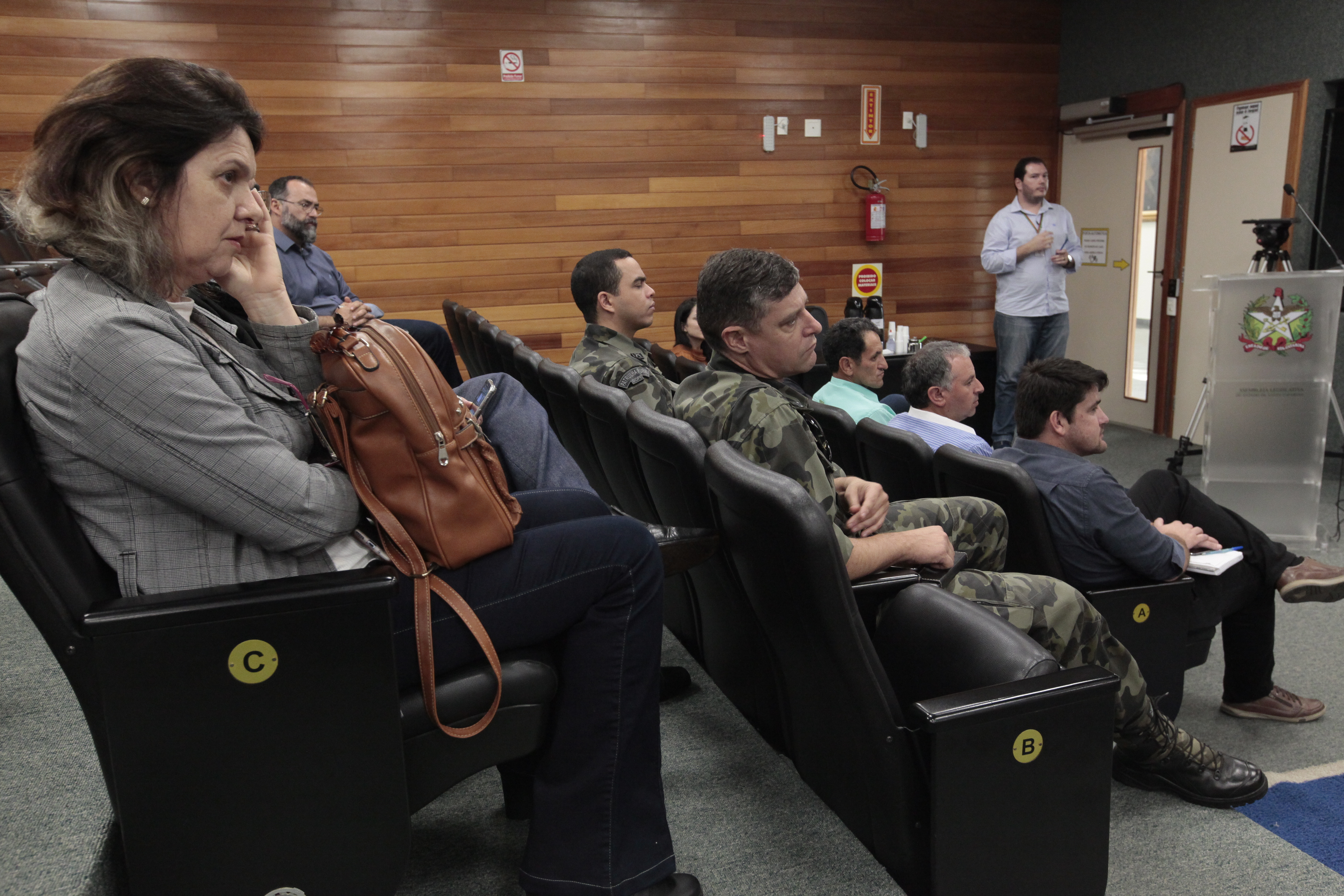 Reunião do Grupo de Trabalho Debate a Importância da Certificação para Uso da Flora Nativa