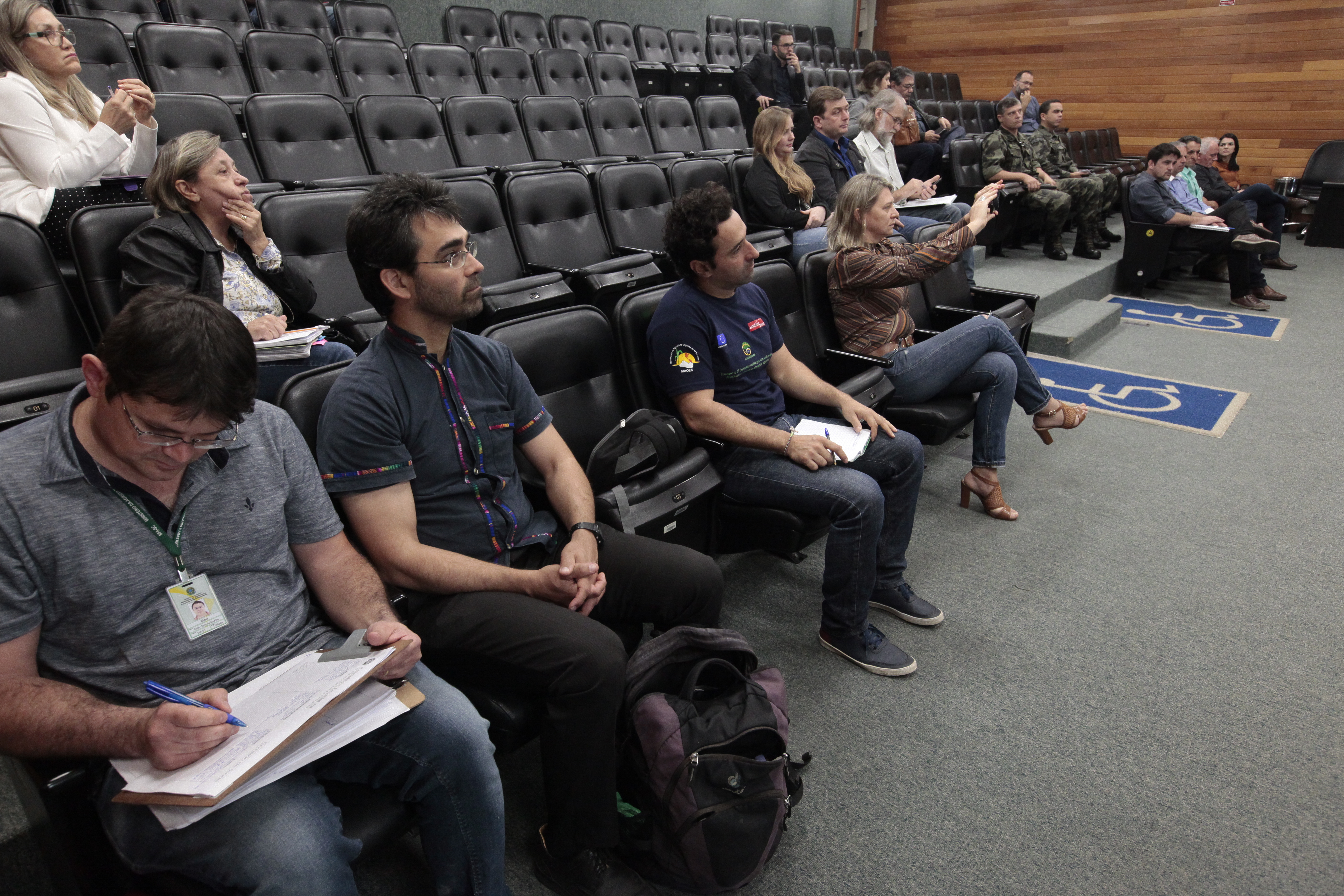 Reunião do Grupo de Trabalho Debate a Importância da Certificação para Uso da Flora Nativa