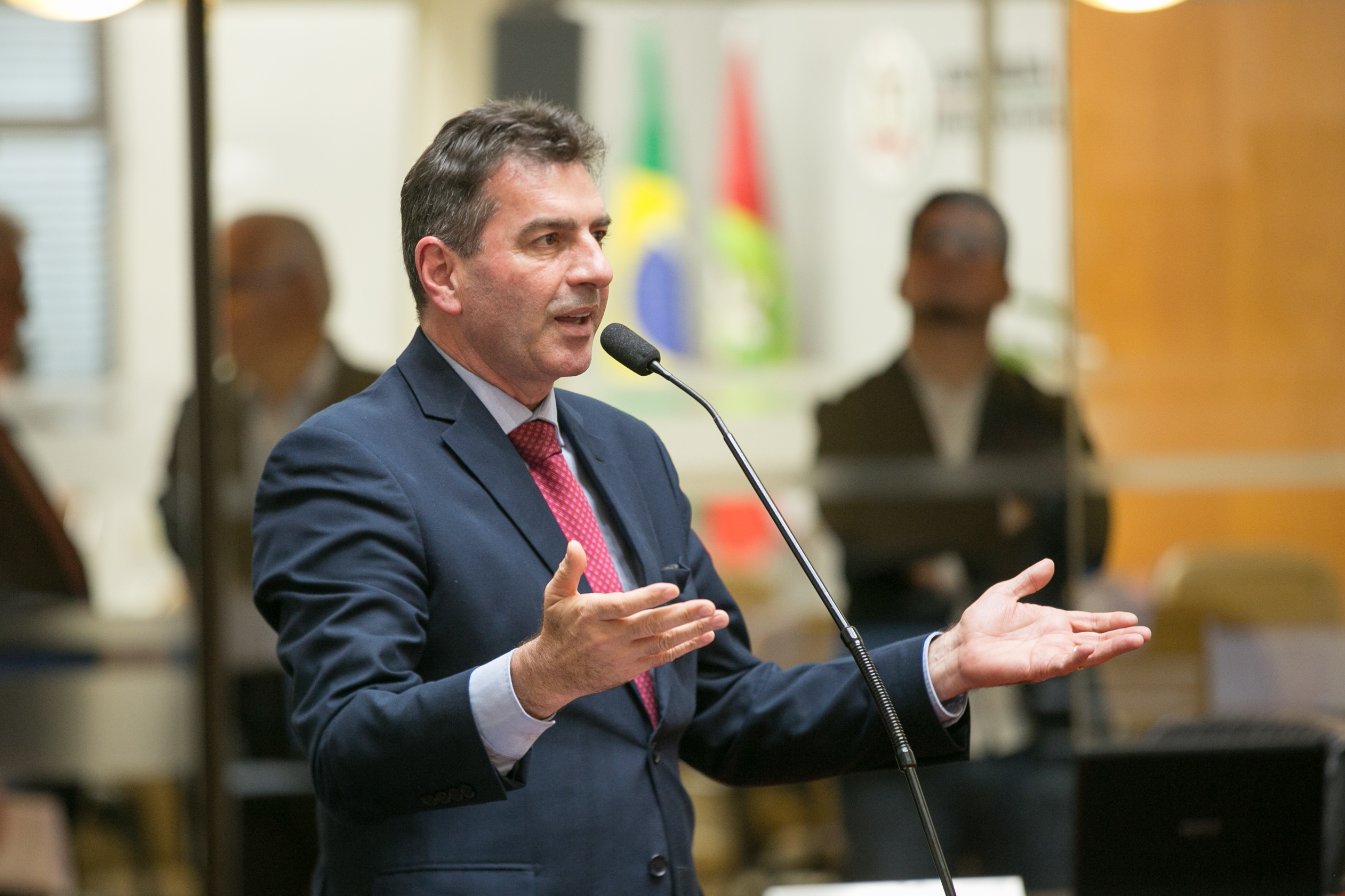 Deputado Valdir Cobalchini (MDB)