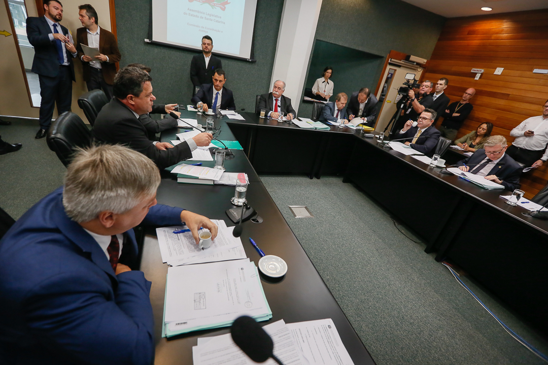 Comissão de Constituição e Justiça