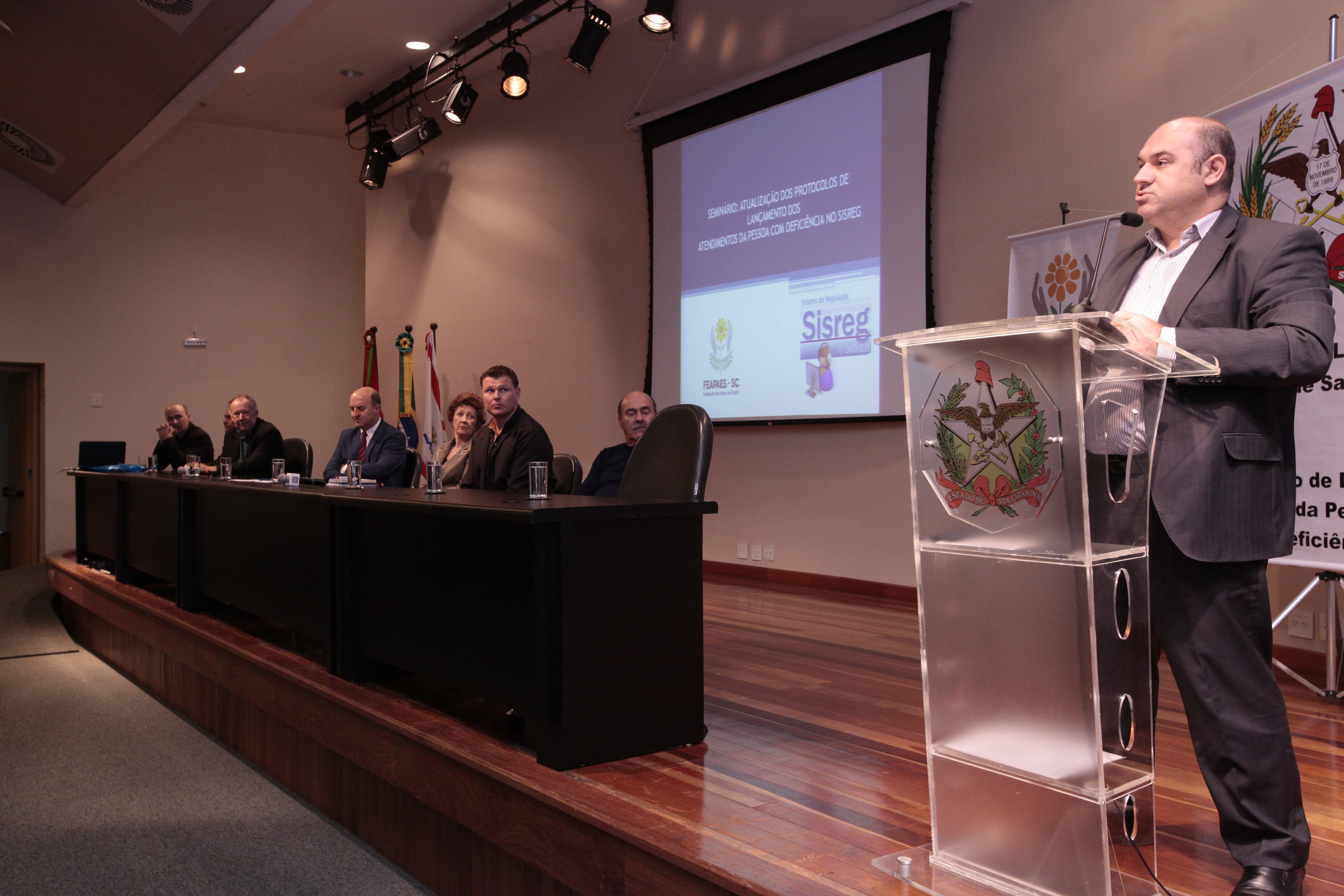Seminário _ Atualização dos Protocolos de Atendimentos da Pessoa com Deficiência no SISREG