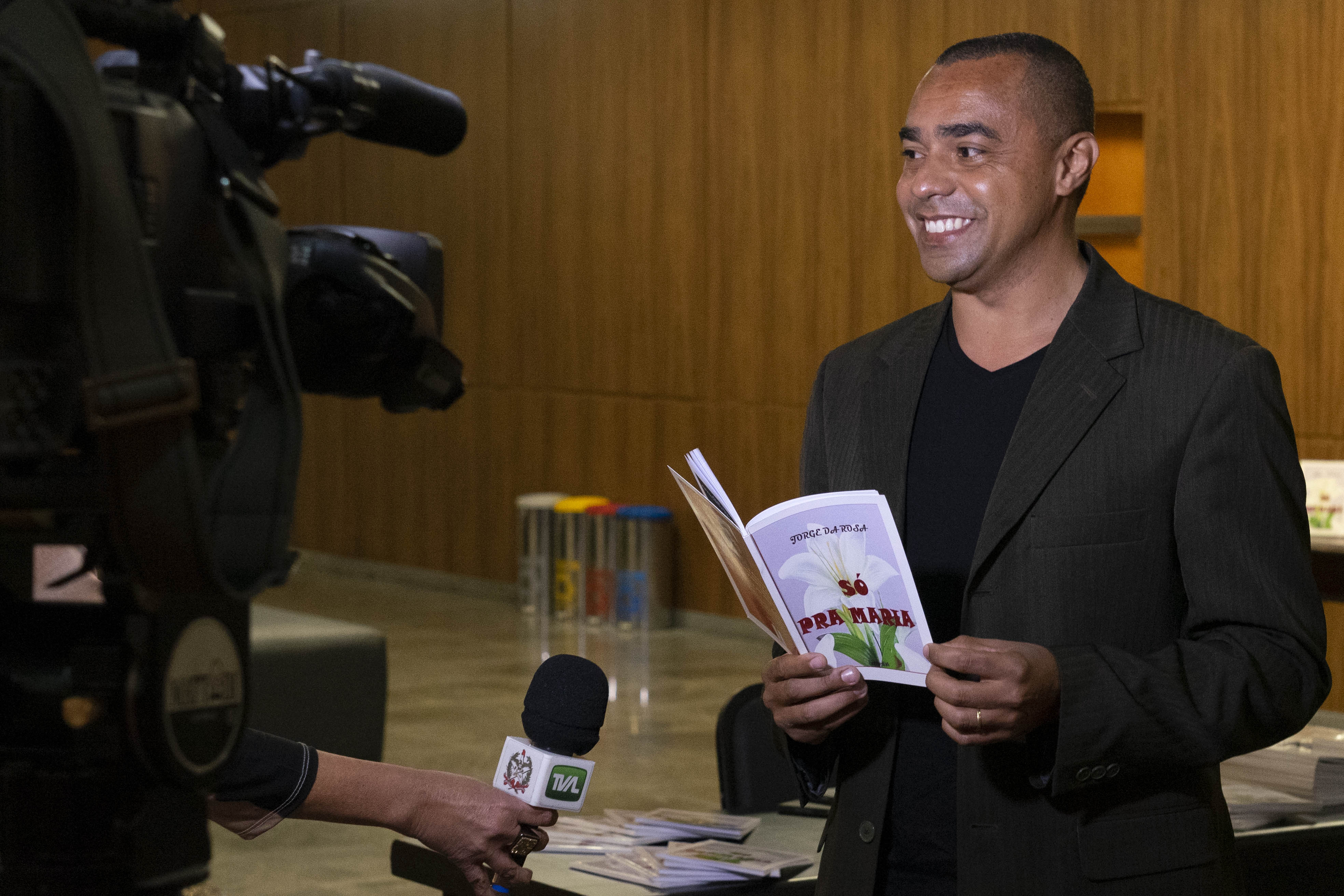 LANÇAMENTO LITERÁRIO – Só para Maria – Jorge da Rosa