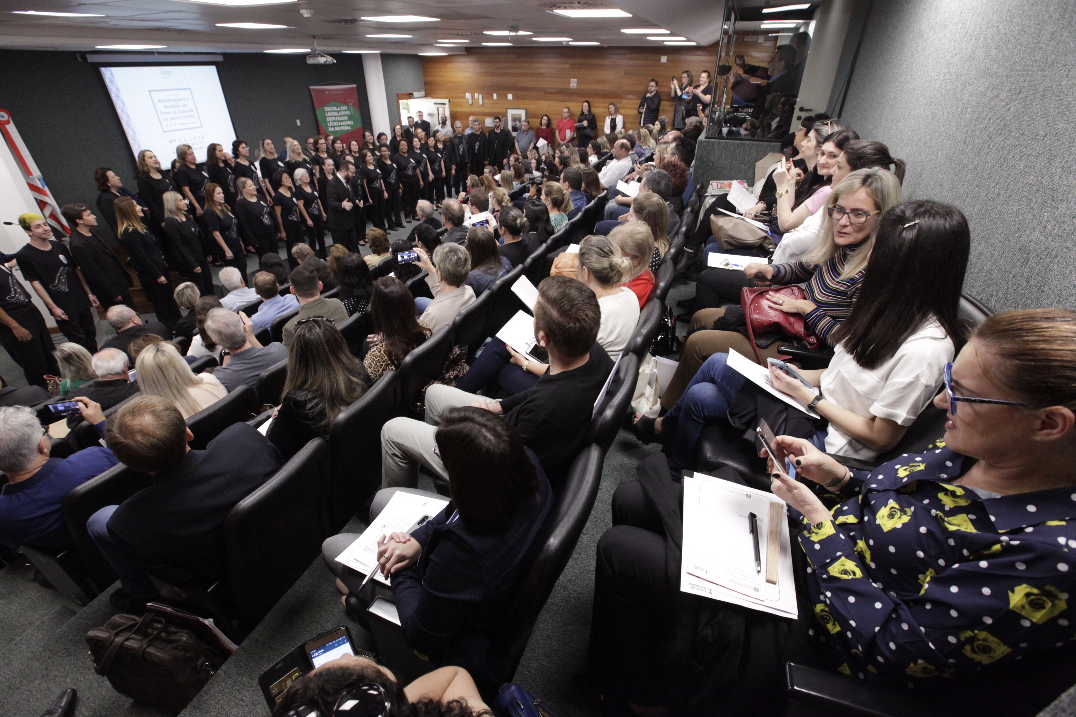 Ciclo de Seminário_ Monitoramento e Avaliação dos Planos de Educação de SC