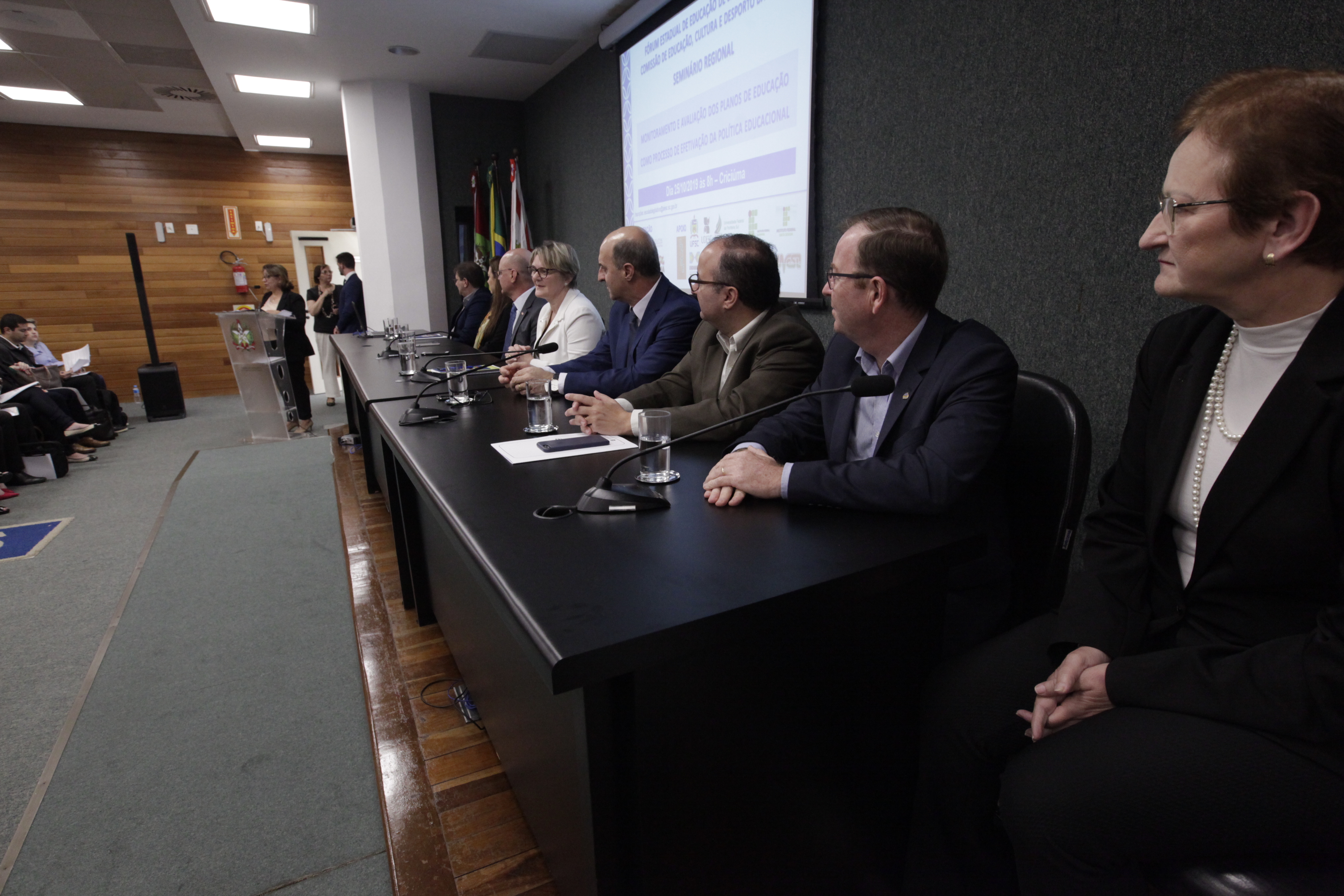 Ciclo de Seminário_ Monitoramento e Avaliação dos Planos de Educação de SC