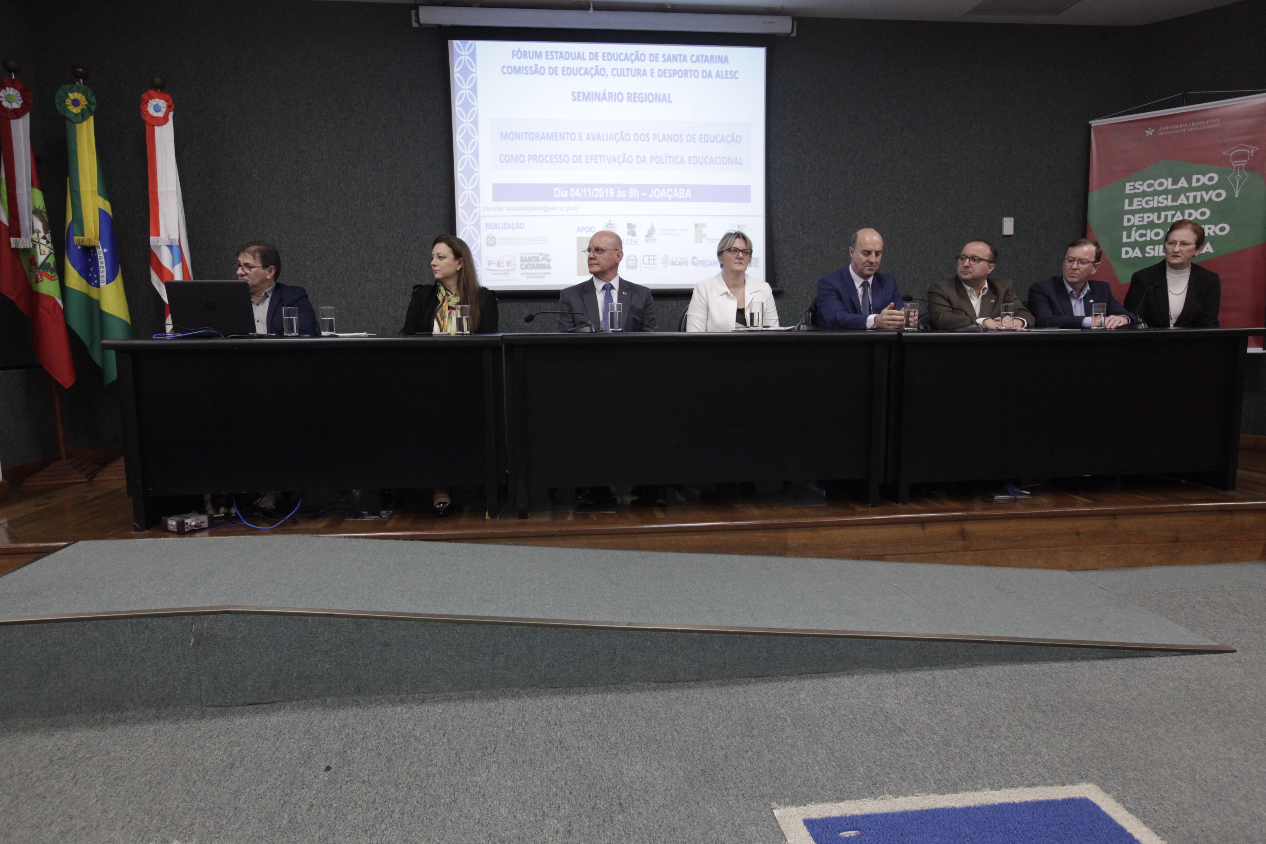 Ciclo de Seminário_ Monitoramento e Avaliação dos Planos de Educação de SC