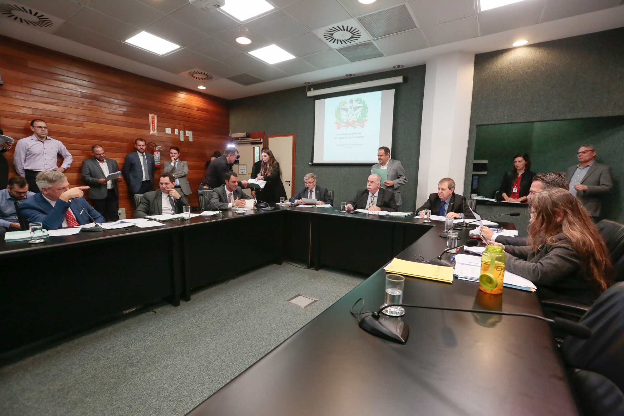 Benefícios fiscais são temas de veto, MP e propostas de sustação de ato