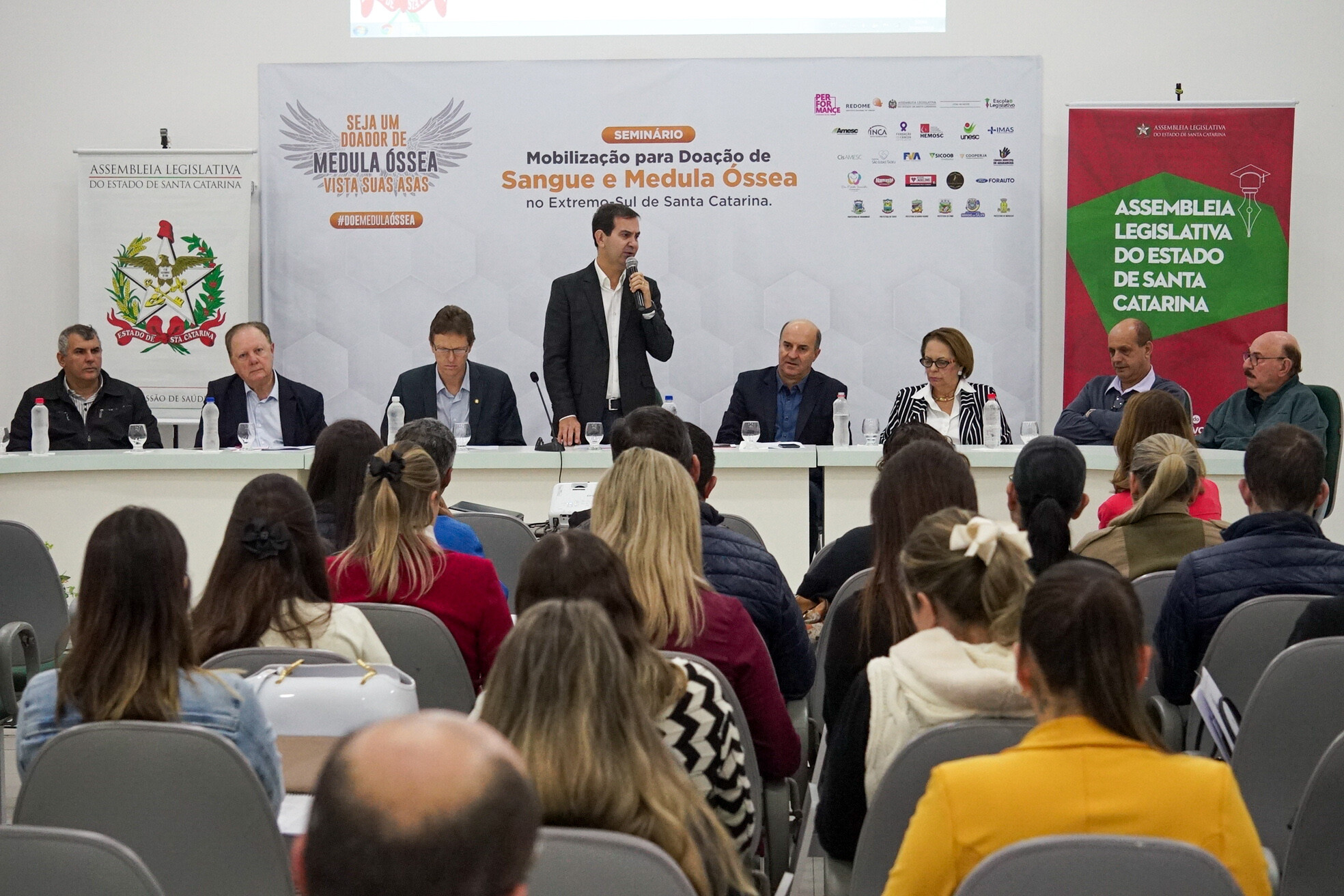 Seminário estimula doação de sangue e de medula óssea