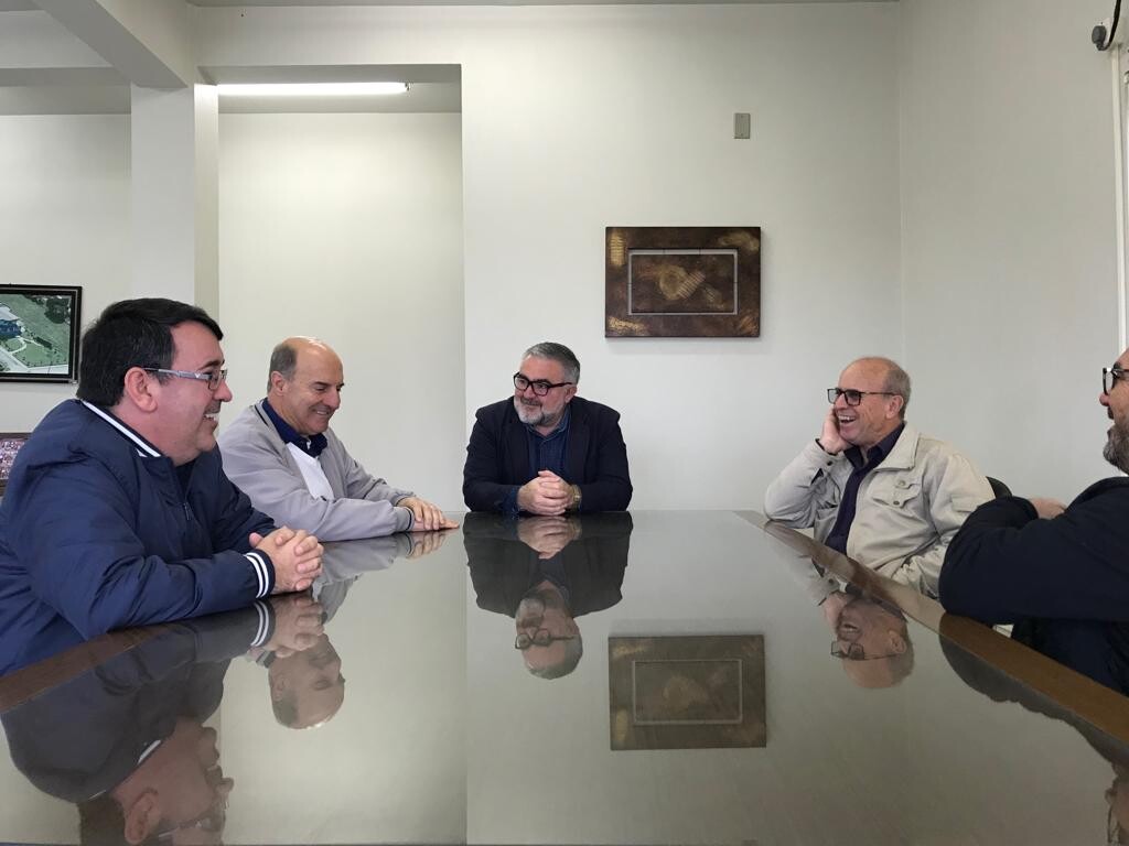 Deputado José Milton Scheffer e lideranças de Santa Rosa do Sul