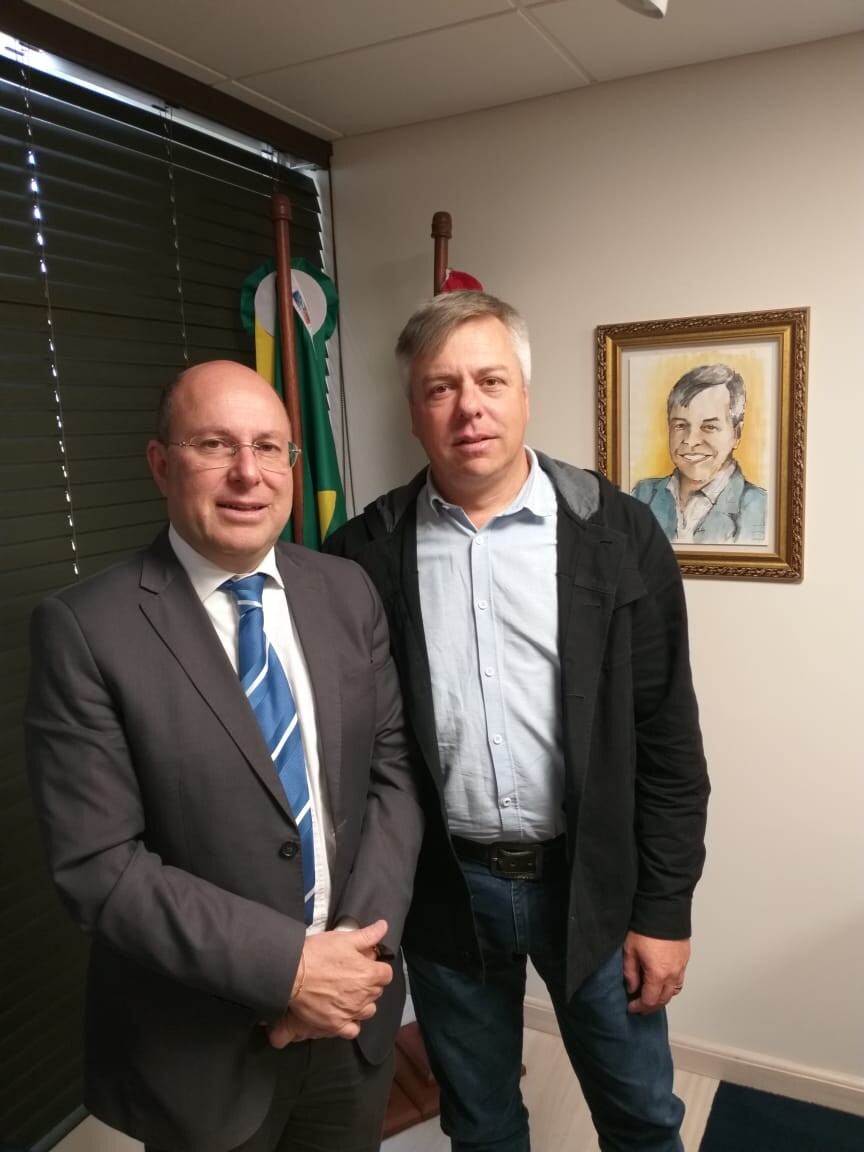 Deputado Fabiano da Luz e Marcelo Petrelli, presidente da Acaert FOTO: Maurício Santos/Divulgação