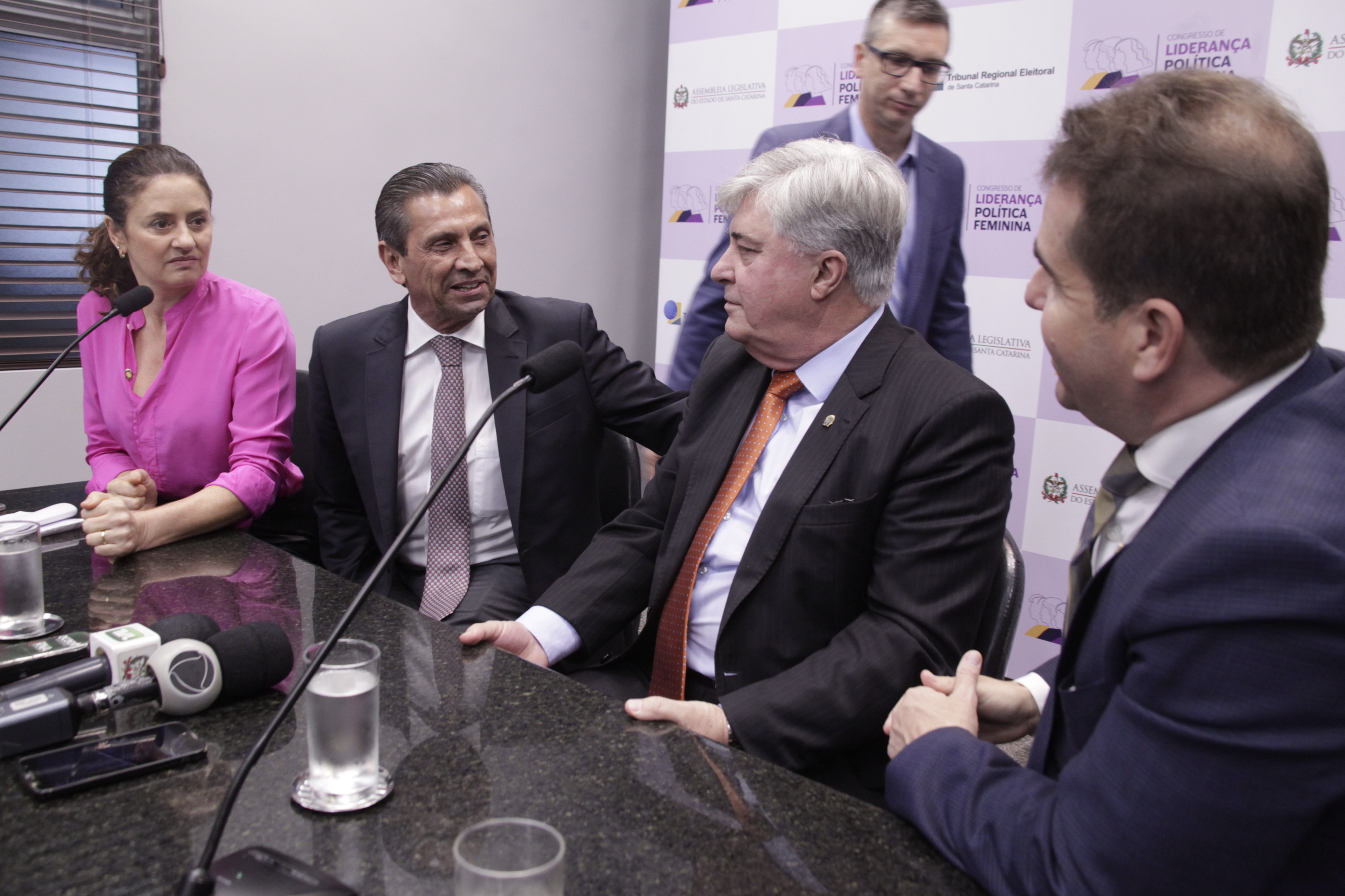 Coletiva Congresso Liderança Feminina na Política