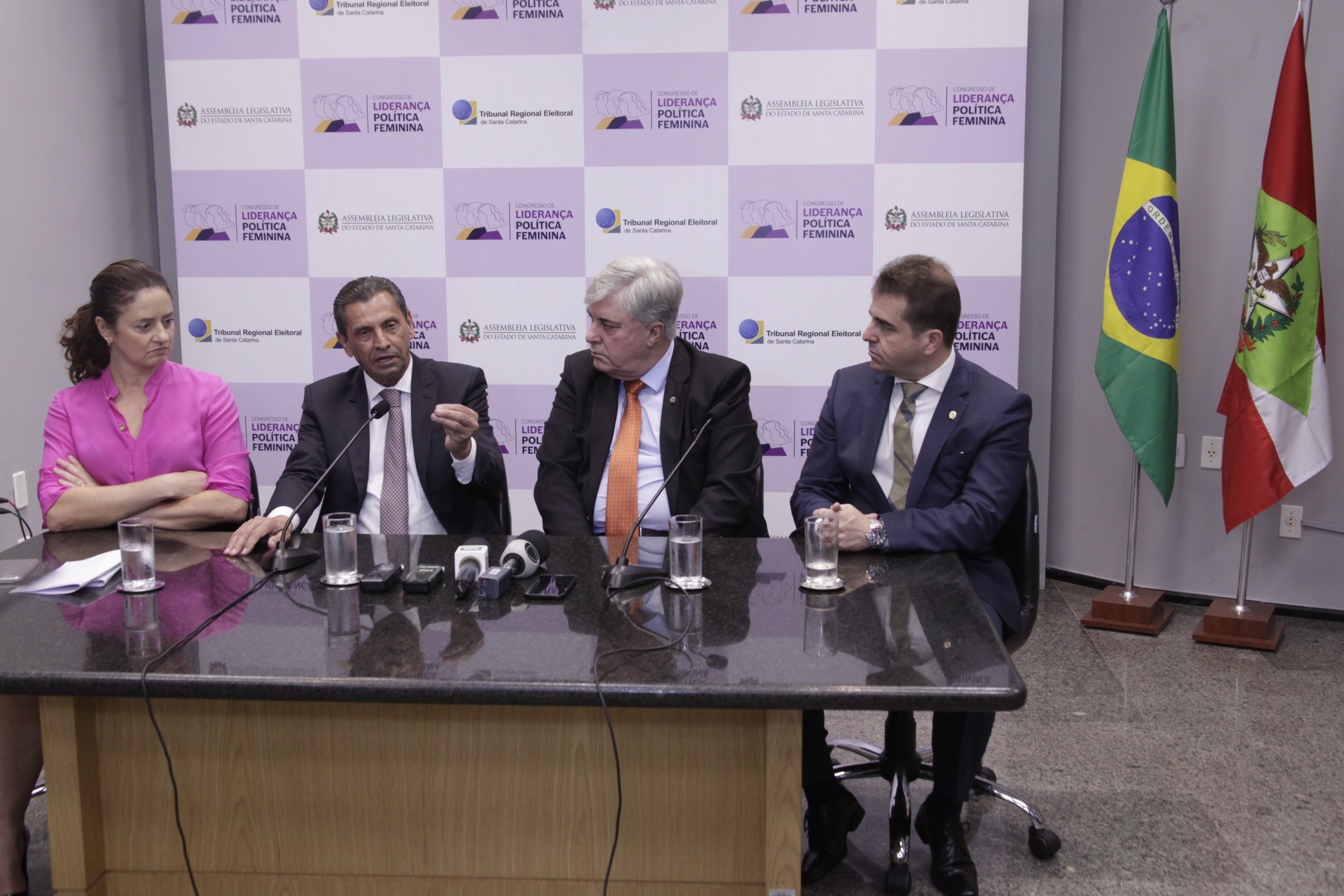 Coletiva Congresso Liderança Feminina na Política