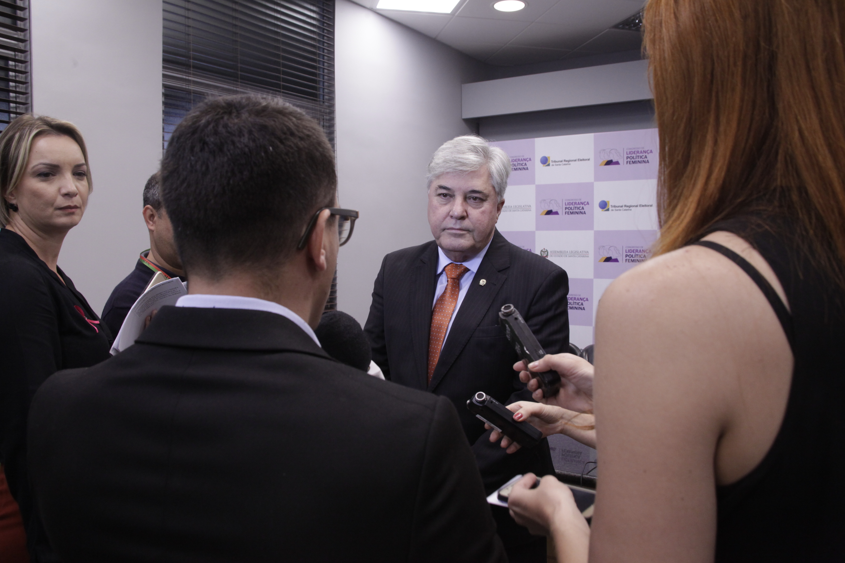 Coletiva Congresso Liderança Feminina na Política