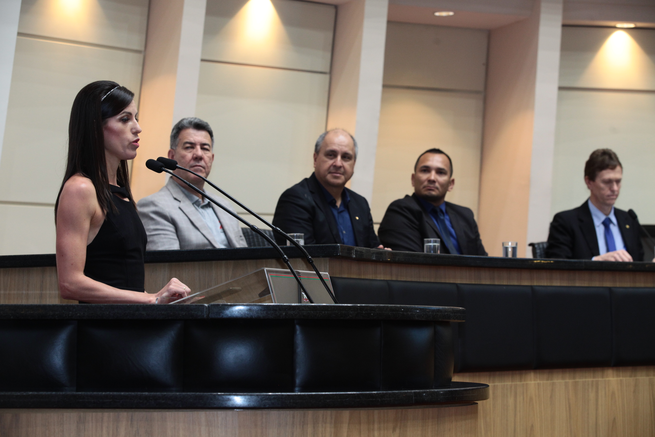 Sessão Especial - Homenagem os atletas de Santa Catarina que participaram dos Jogos Pan-Americanos - Atleta Simone Ferraz