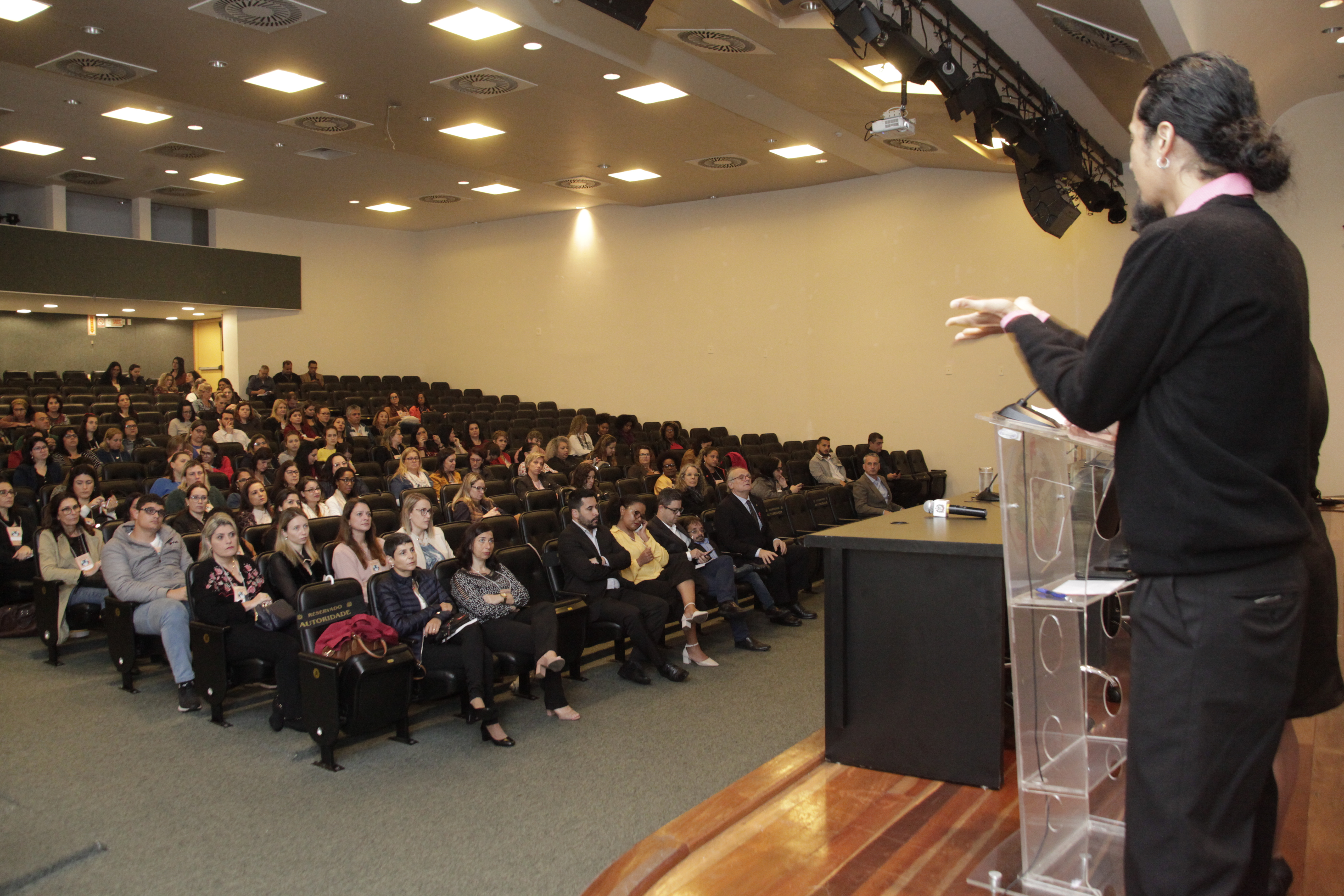 Seminário Municipal de Educação Especial Entrelaçando o Politico e o Pedagógico