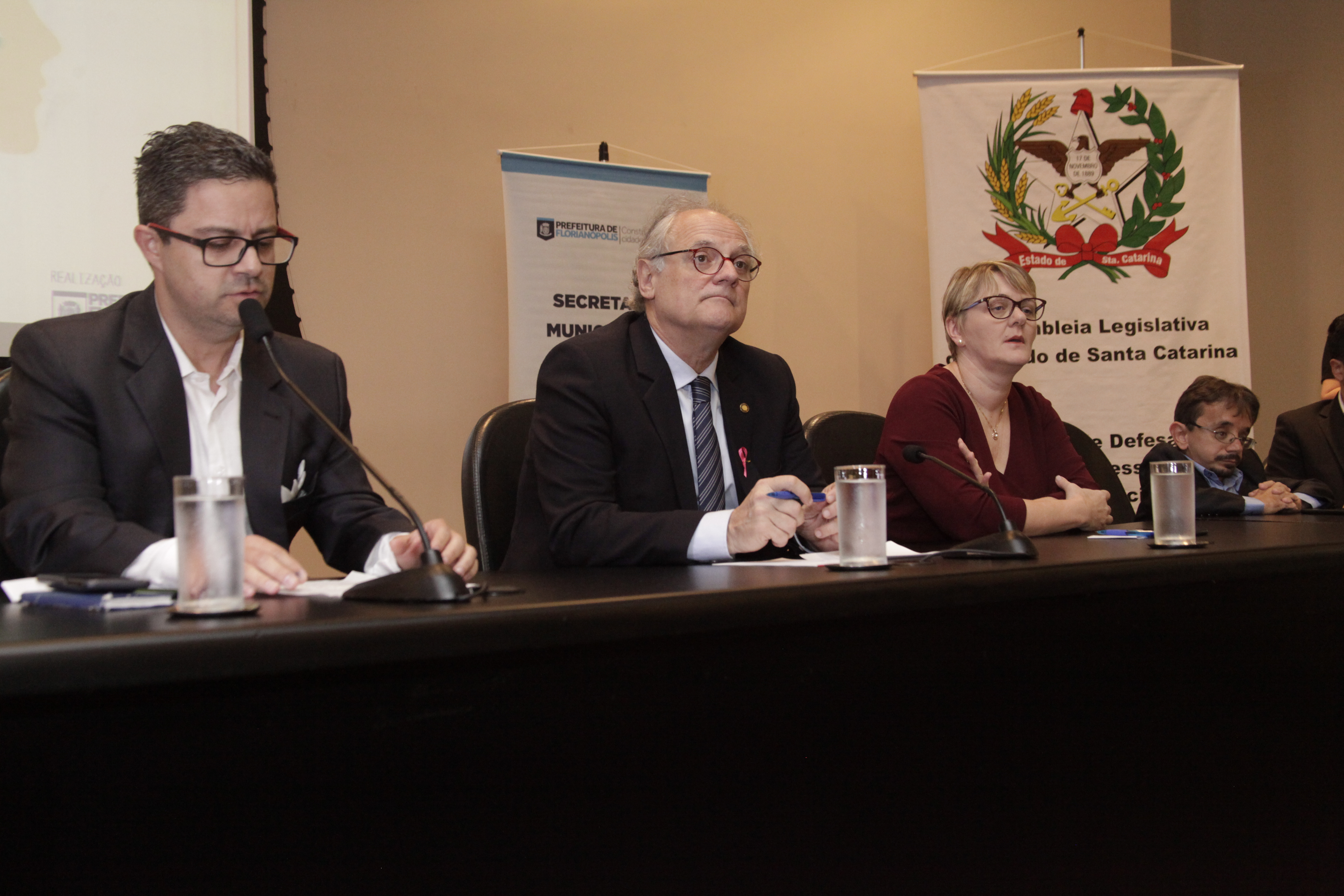 Seminário Municipal de Educação Especial Entrelaçando o Politico e o Pedagógico