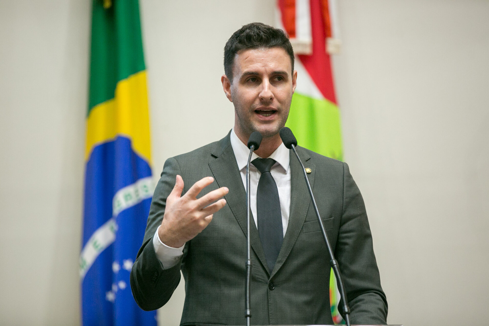 Deputado Felipe Estevão