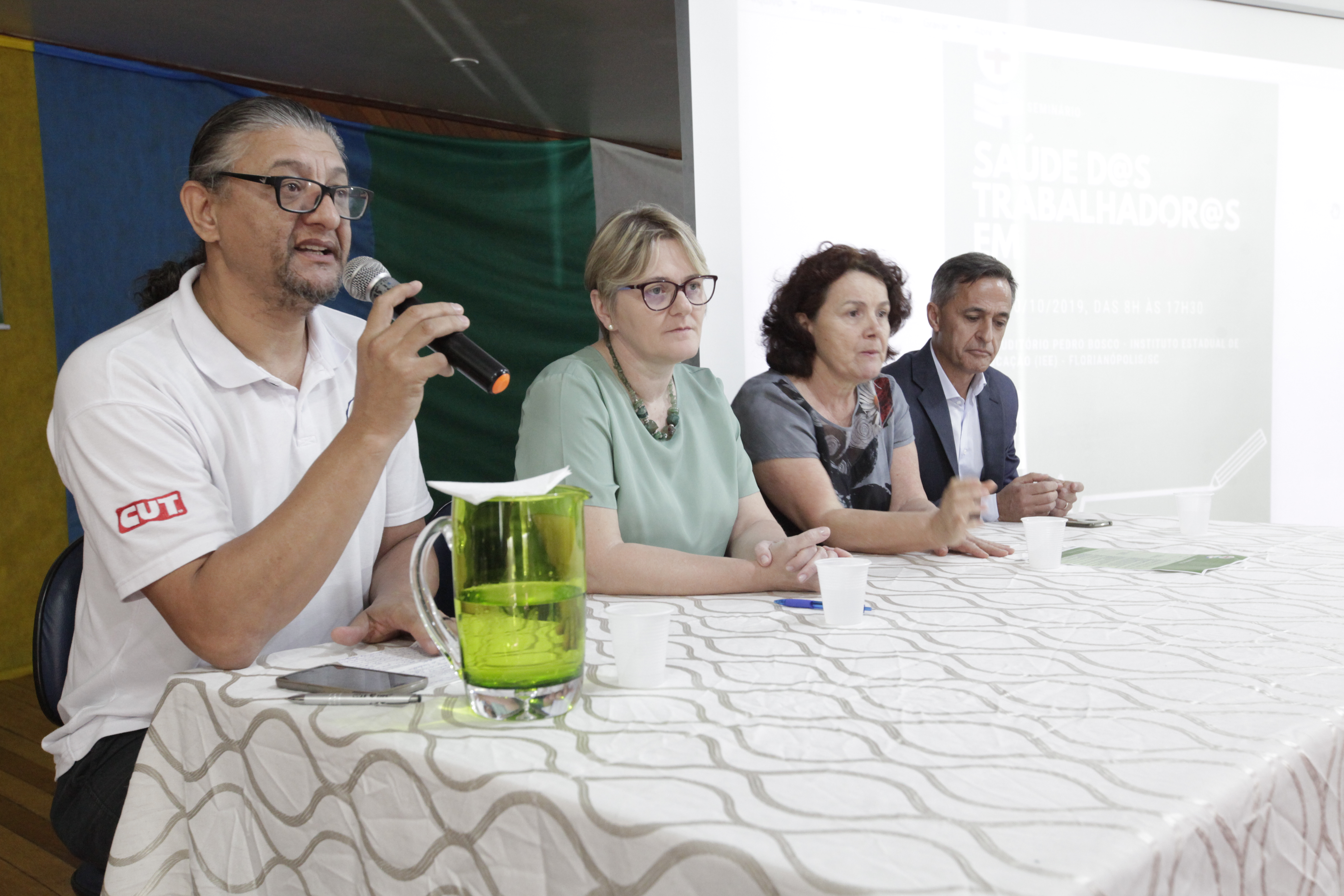 Seminário _ Saúde dos Trabalhadores em Educação