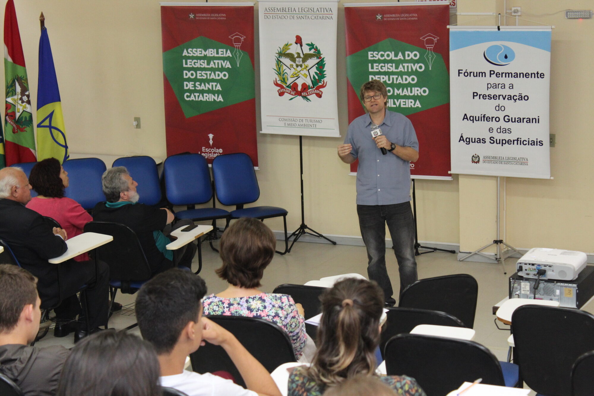 Seminário da Alesc debate futuro do meio ambiente em Araranguá