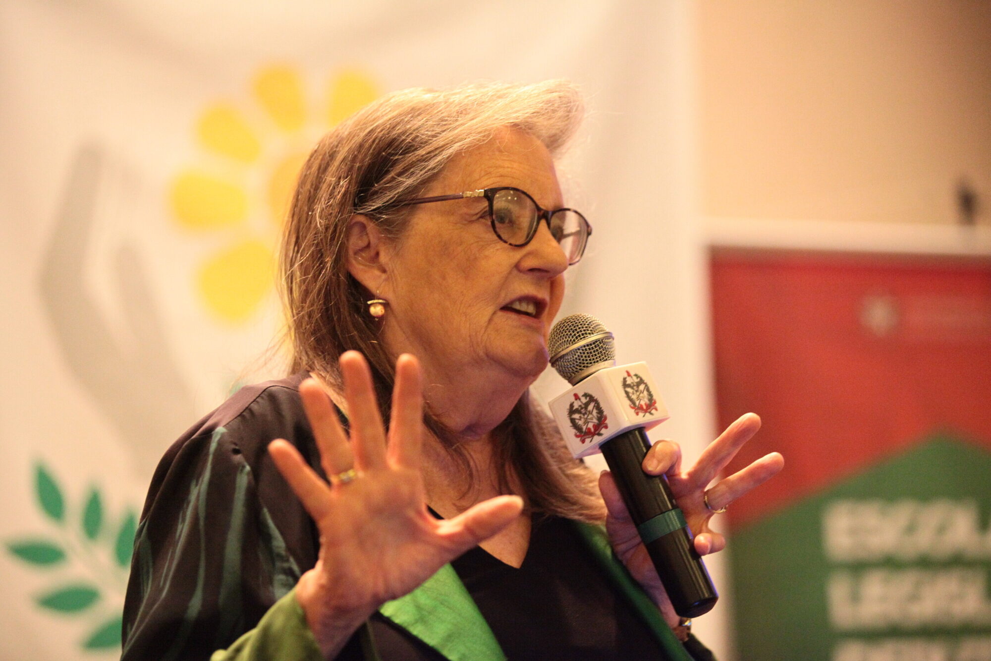 Palestras abordam fatores hereditários e novos tratamentos para X Frágil