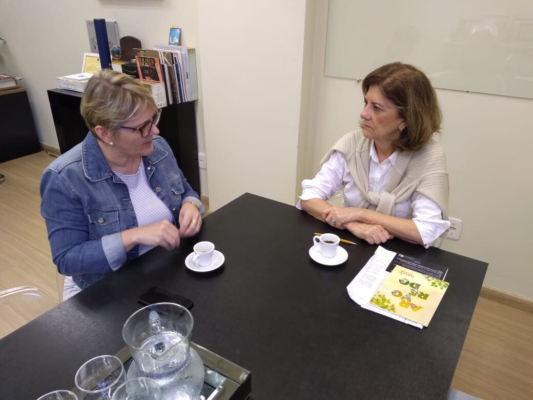 Deputada Luciane e Ana Lúcia Coutinho, presidente da FCC