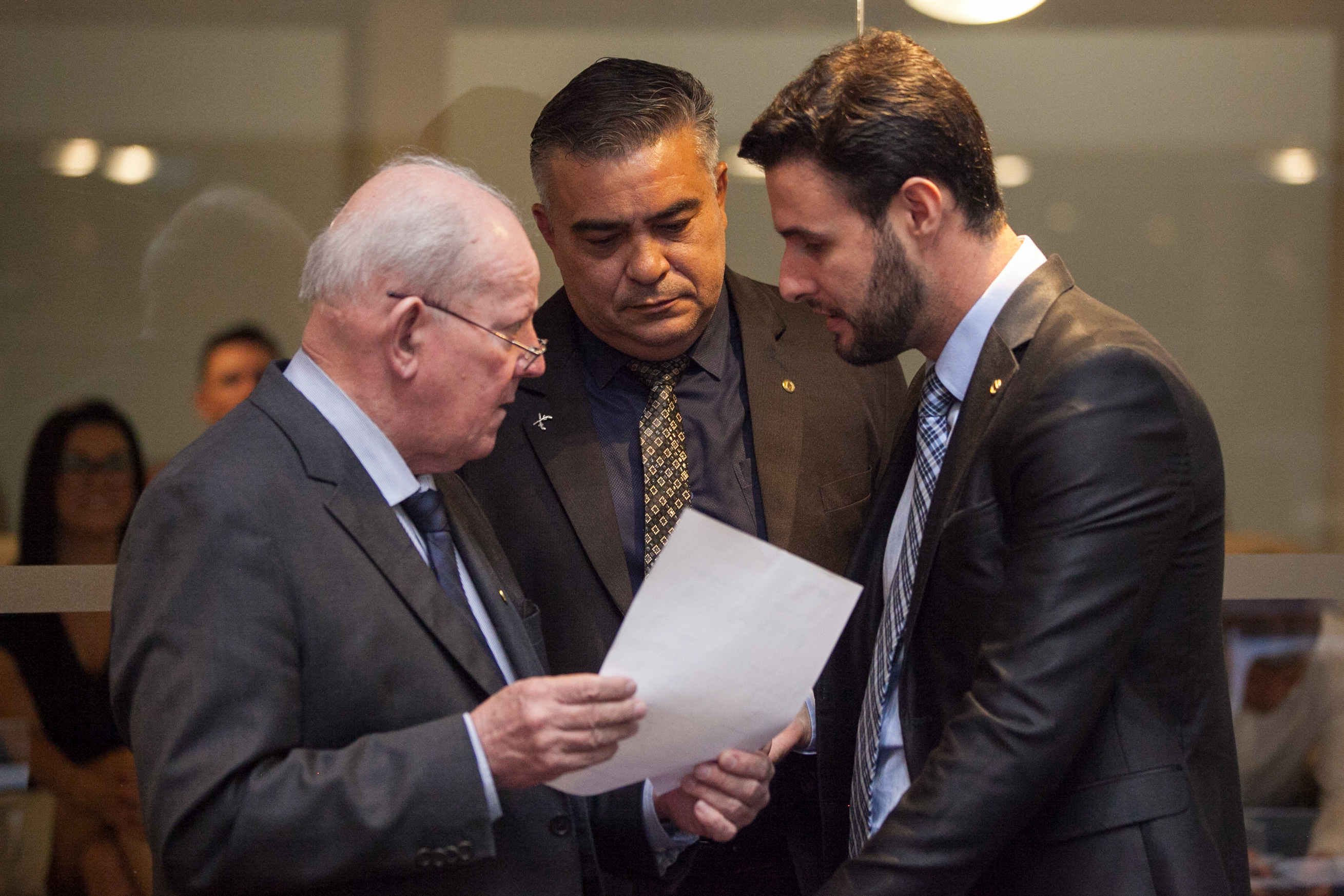 Deputado Marcos Vieira (PSDB), Deputado Sargento Lima (PSL) e 
Deputado Felipe Estevão (PSL)