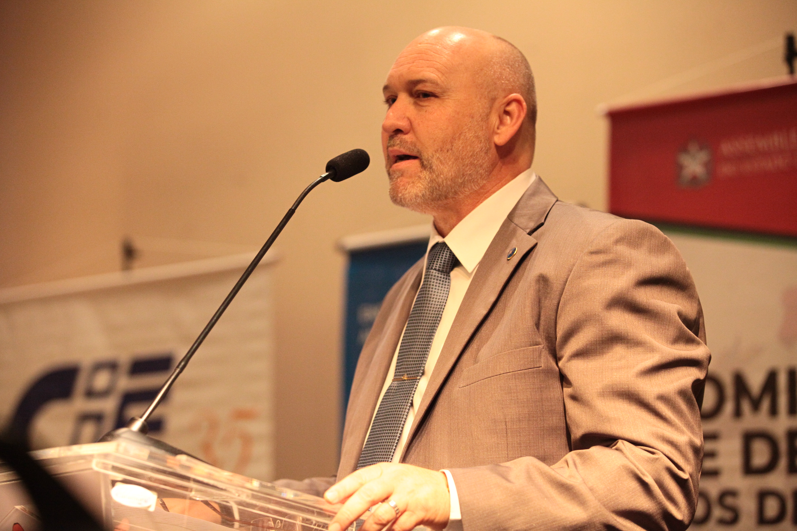 Seminário: A Importância das entidades na política de Assistência Social - Alberto Alegre