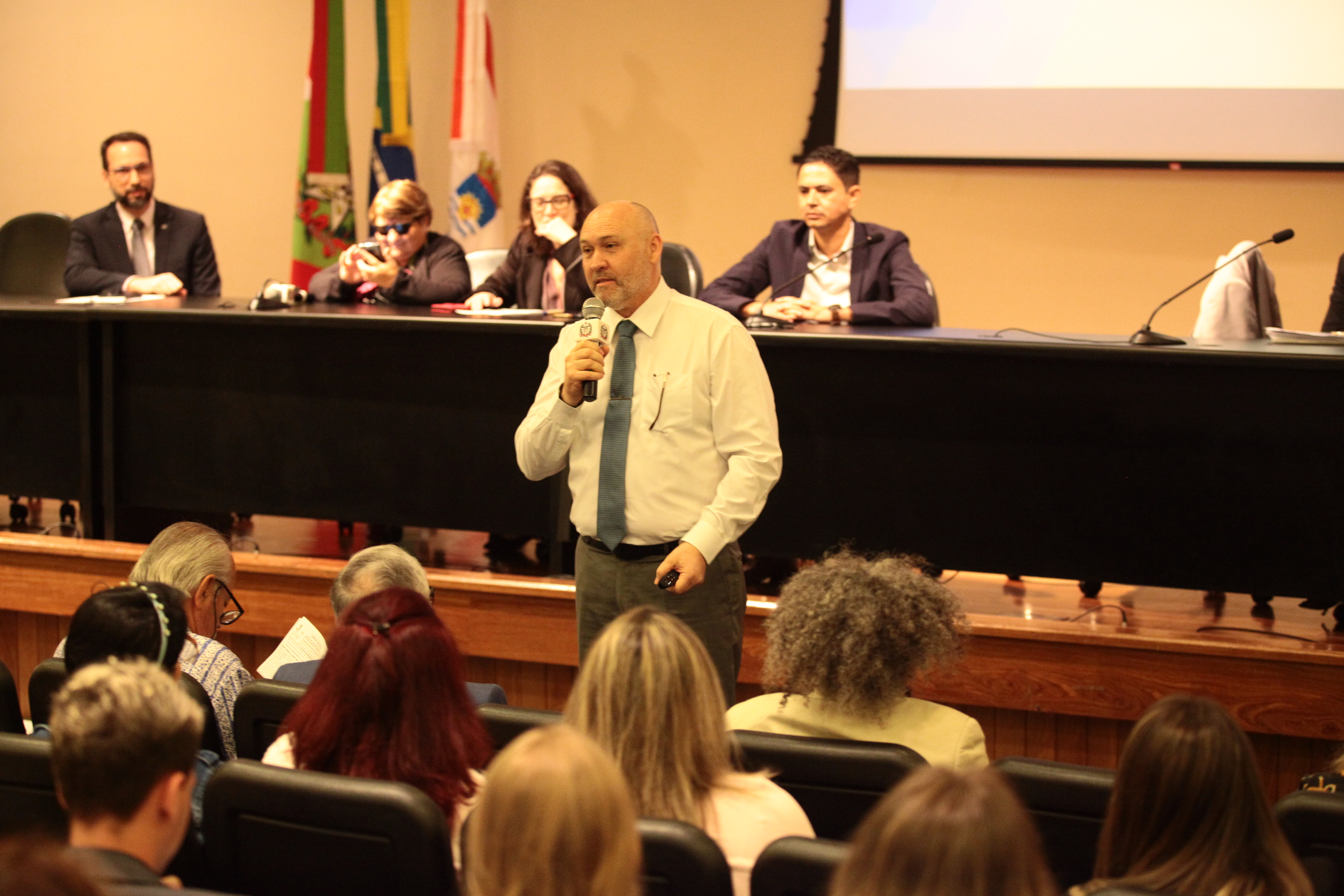 Seminário: A Importância das entidades na política de Assistência Social - Alberto Alegre