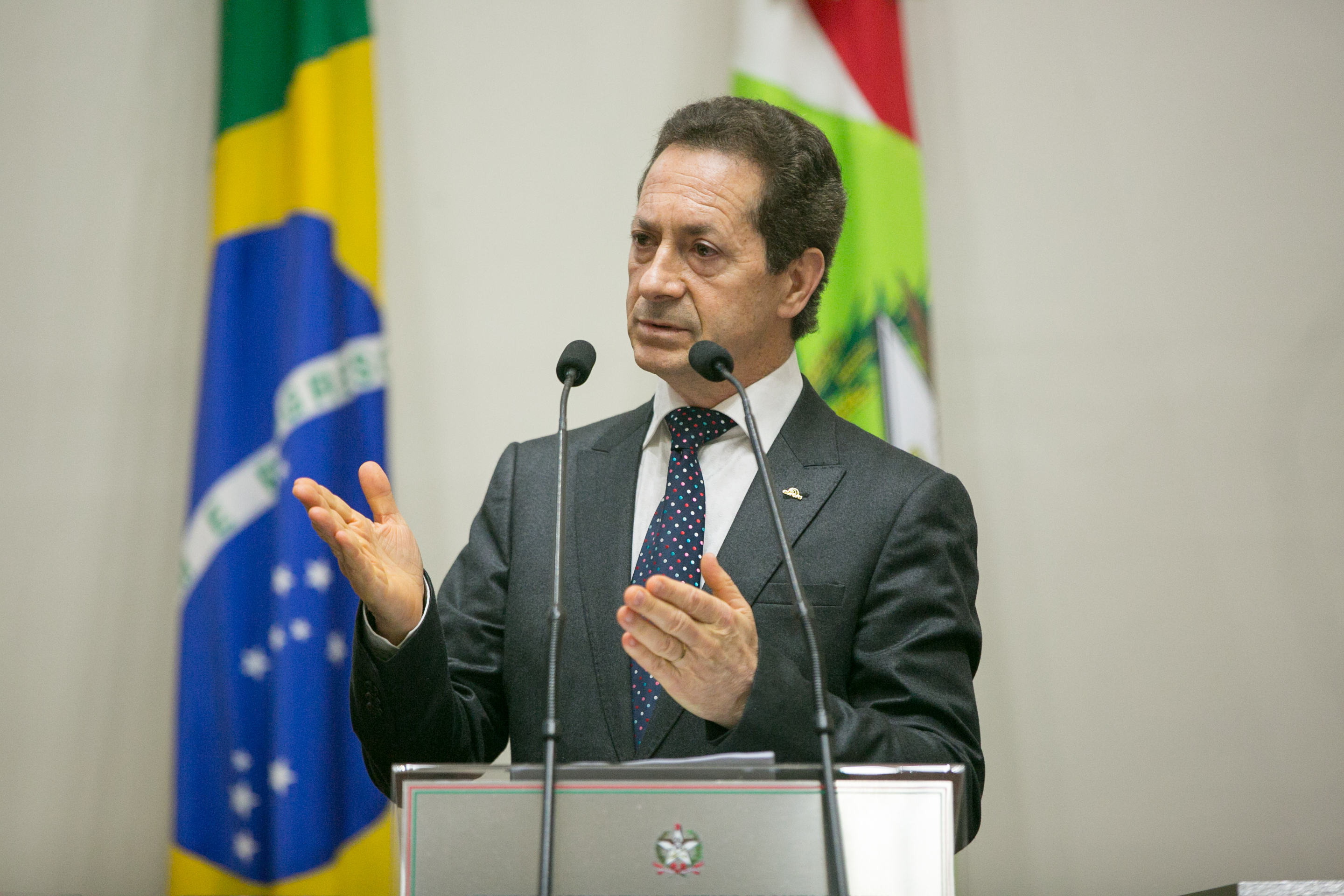 Vice-presidente da Aurora, Neivor Canton