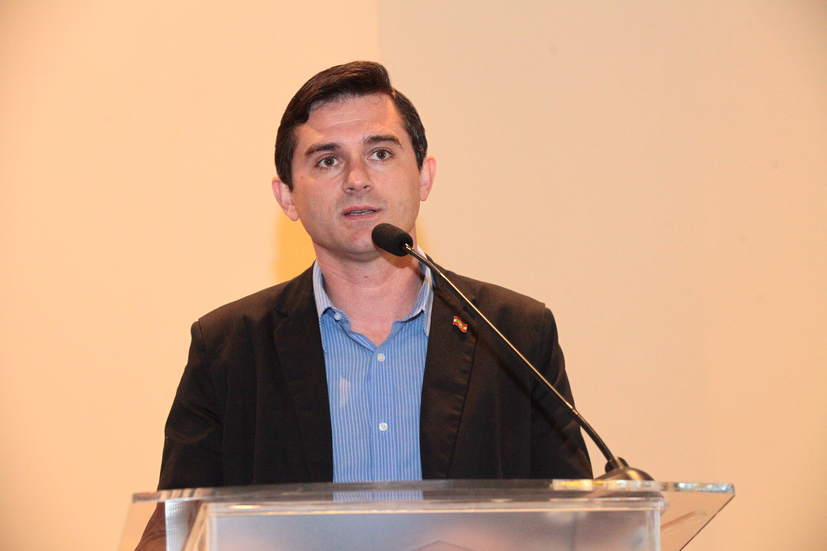 Foto Solon Soares - Lançamento da Frente Parlamentar do Agronegócio, Turismo Rural e Cultura Tradicionalista - Ricardo Mioto (palestrante)