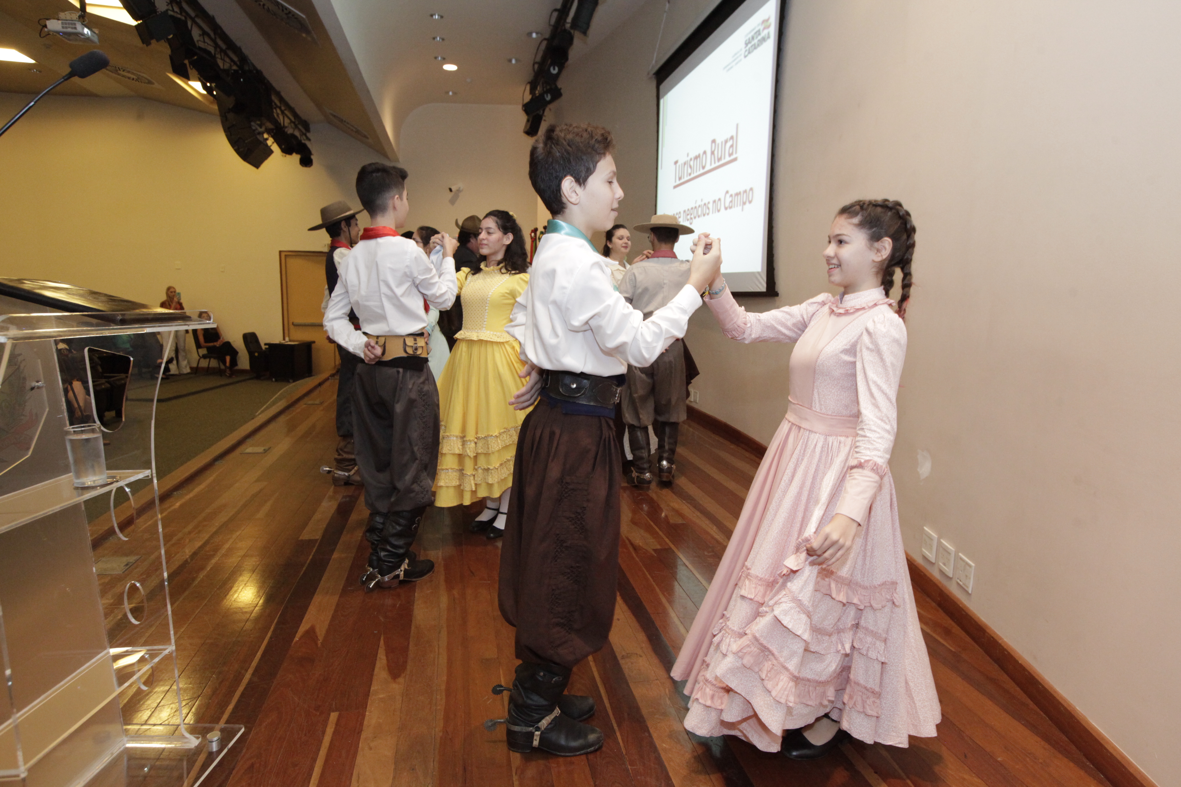 Foto Eduardo Guedes de Oliveira - Lançamento da Frente Parlamentar do Agronegócio, Turismo Rural e Cultura Tradicionalista
