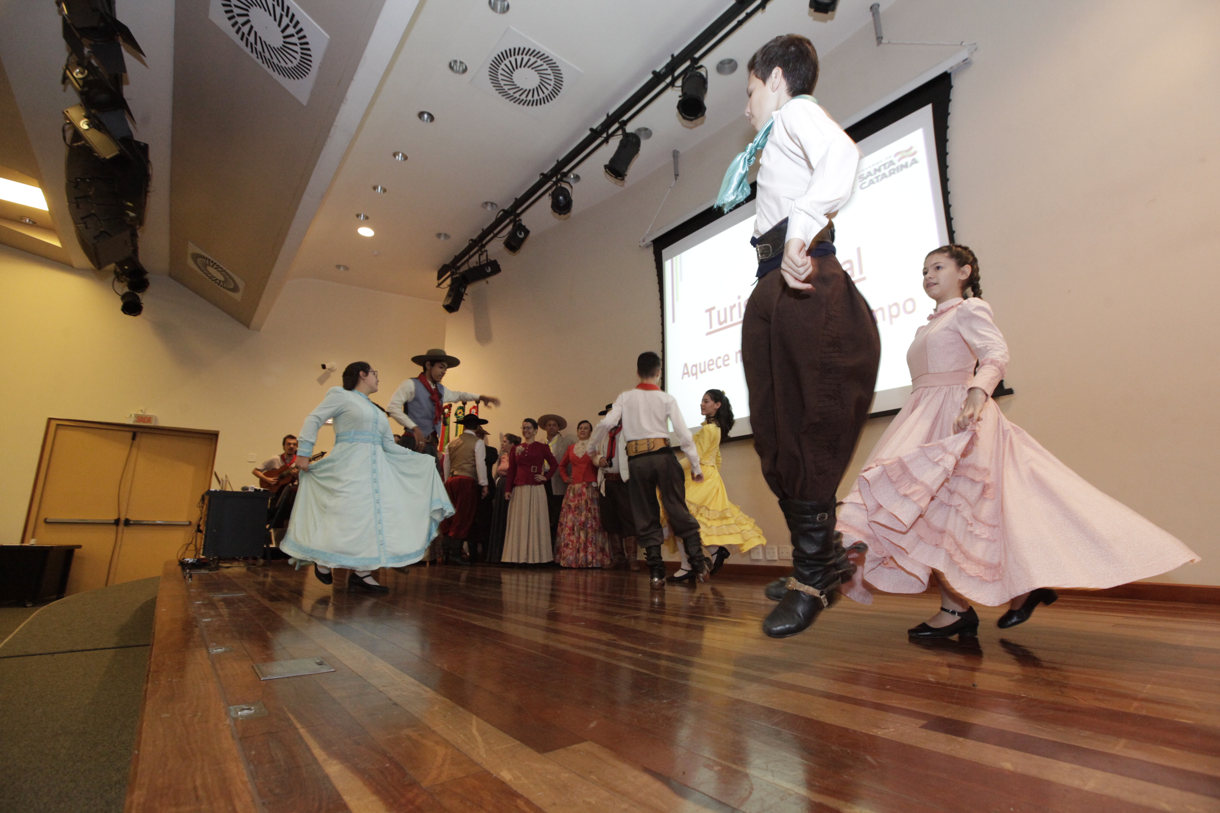 Foto Eduardo Guedes de Oliveira - Lançamento da Frente Parlamentar do Agronegócio, Turismo Rural e Cultura Tradicionalista