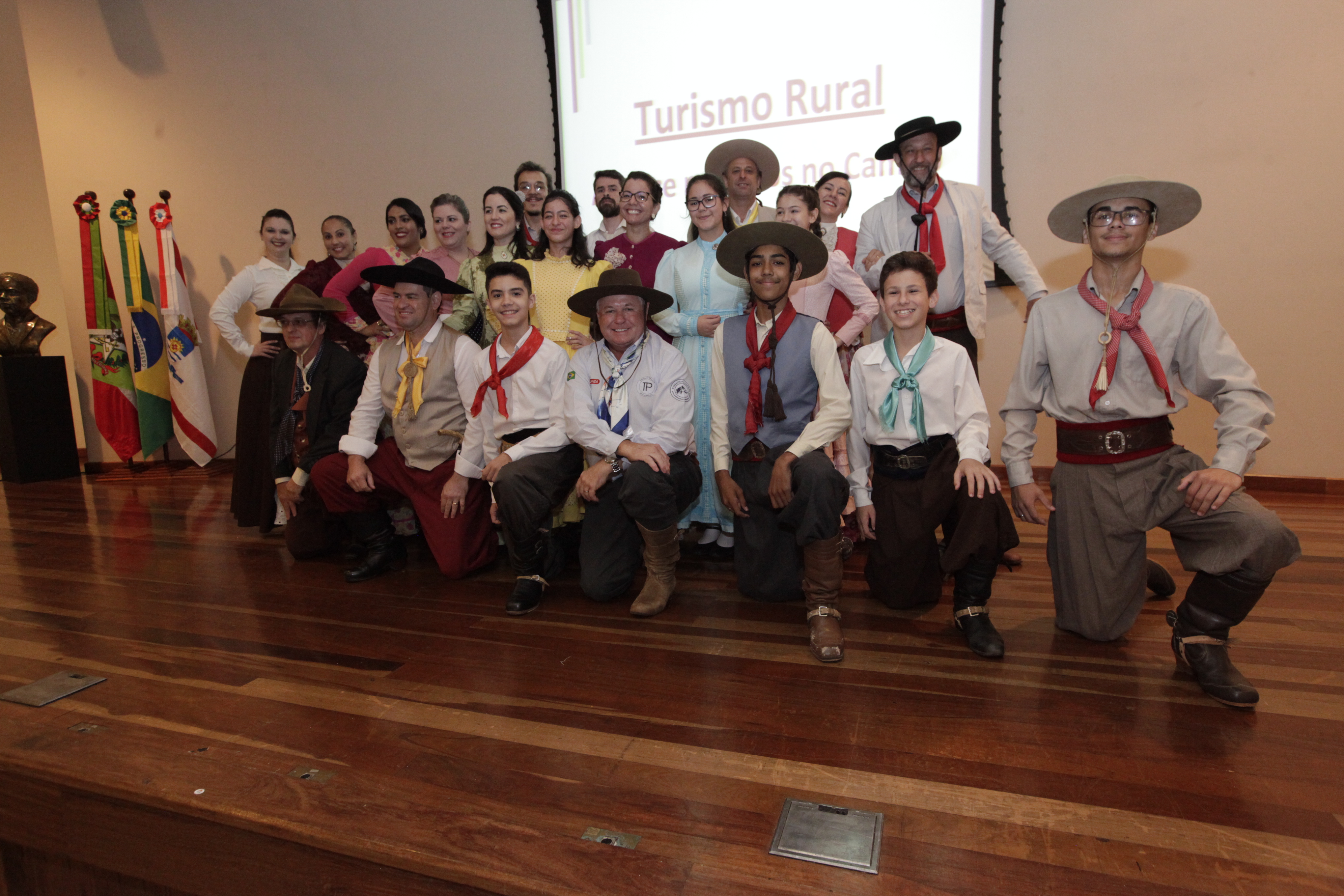 Foto Eduardo Guedes de Oliveira - Lançamento da Frente Parlamentar do Agronegócio, Turismo Rural e Cultura Tradicionalista