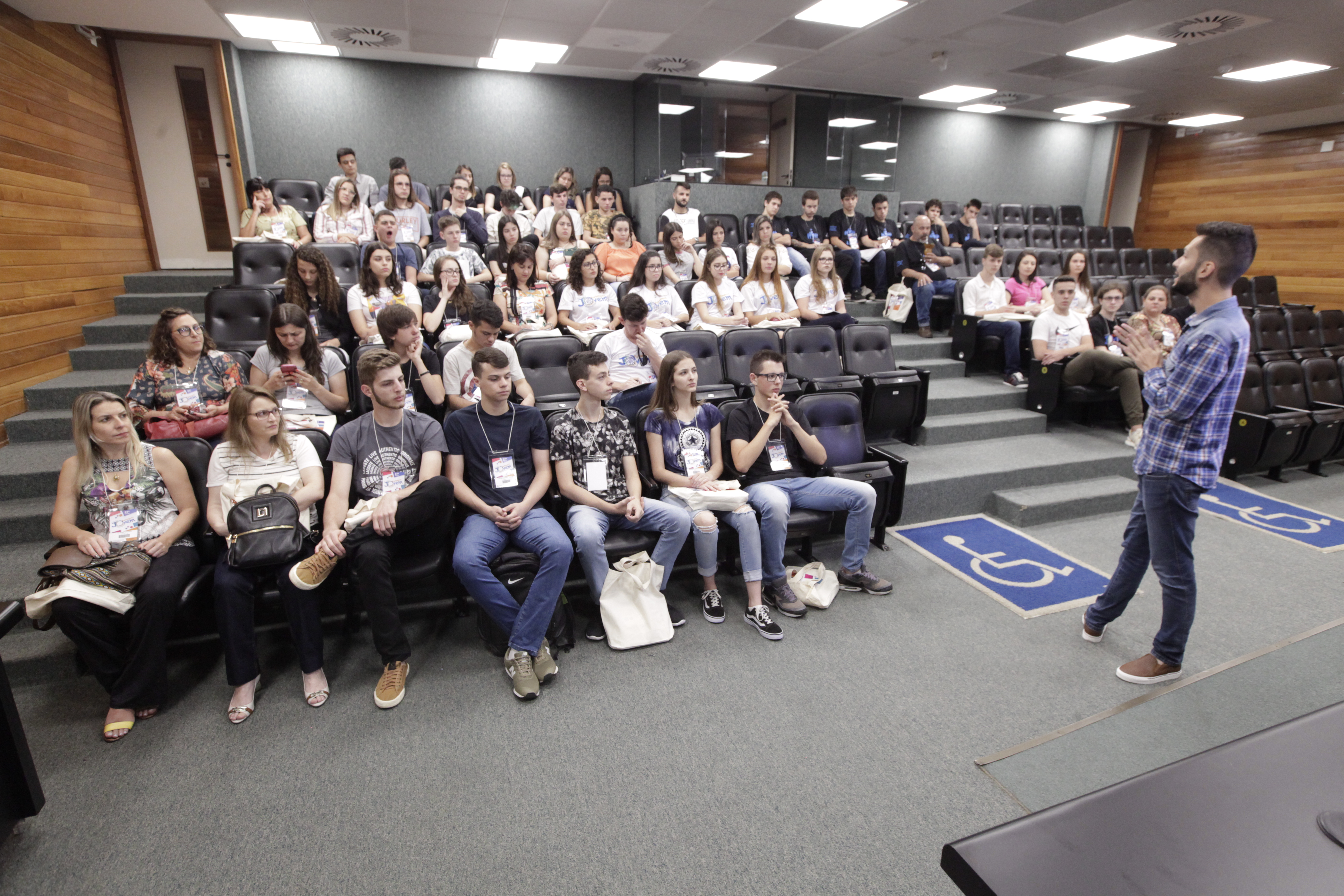 Parlamento Jovem