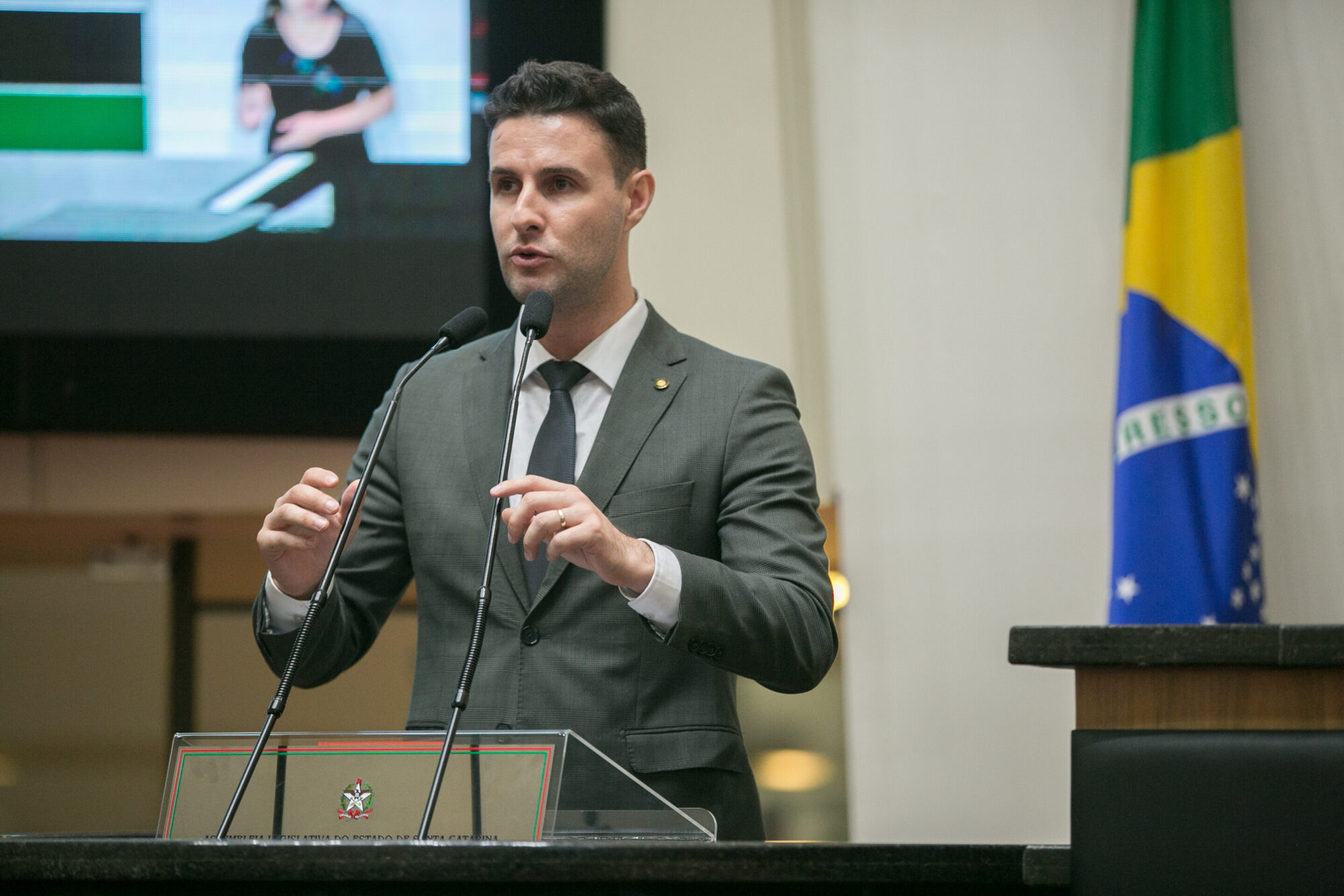 Deputado Felipe Estevão