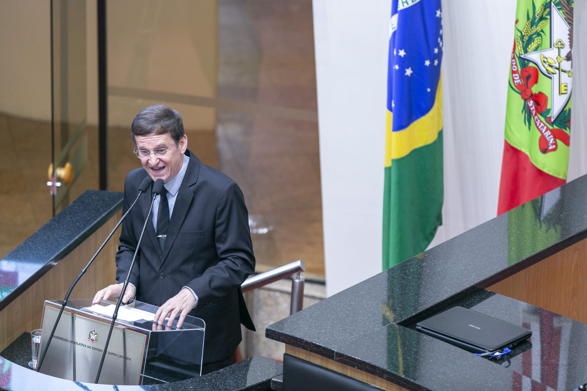 Deputado e pastor Jair Miotto