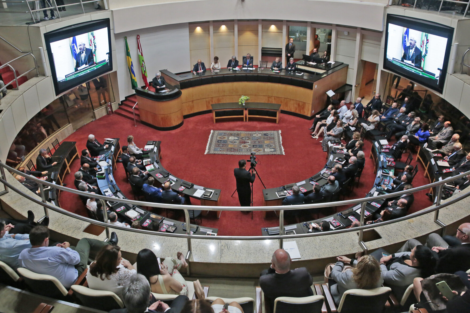 Aviso de pauta: Comenda do Legislativo será entregue na próxima segunda-feira (25)